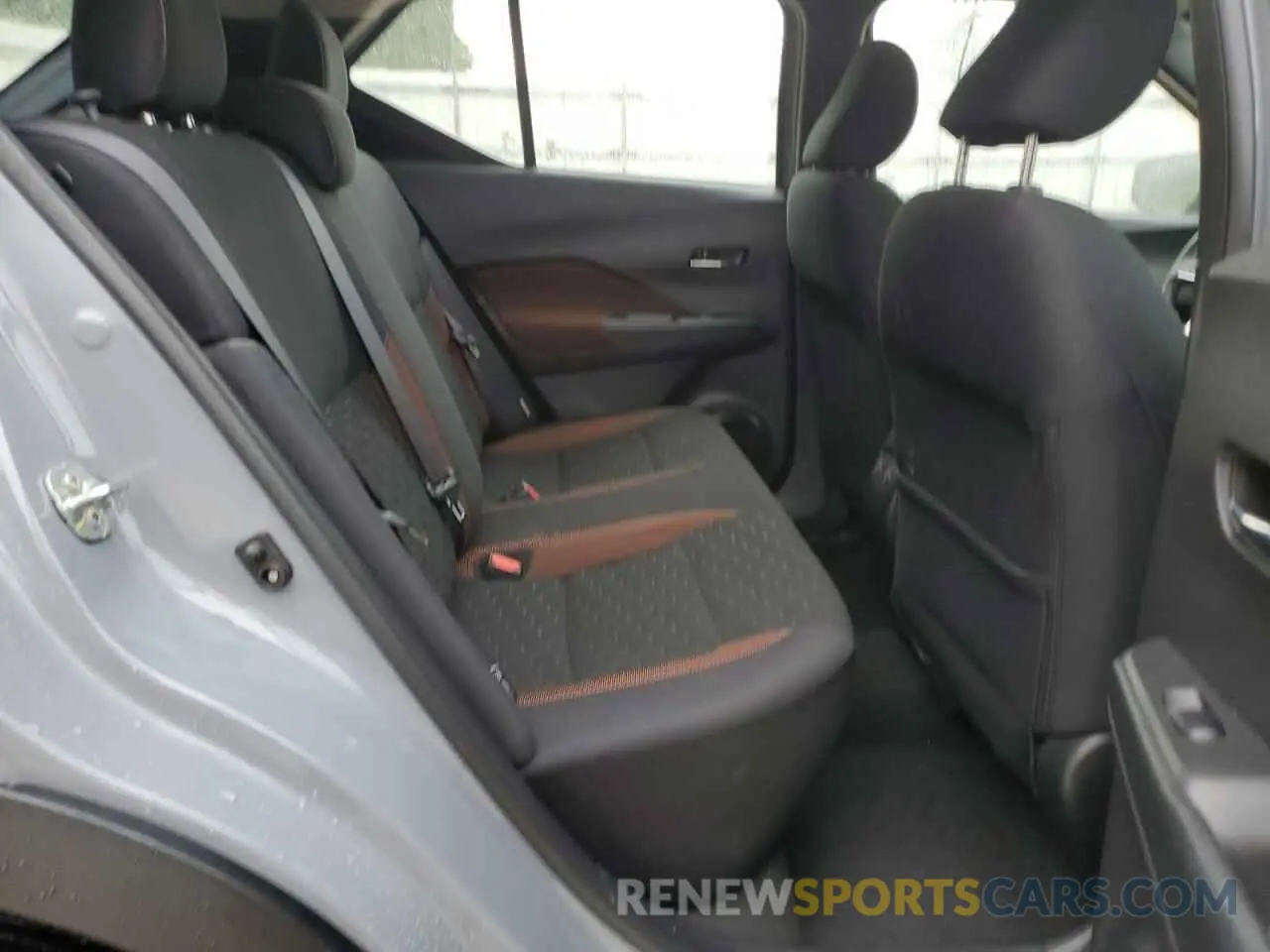 10 fotografías del automóvil dañado 3N1CP5DVXNL475387 NISSAN KICKS 2022