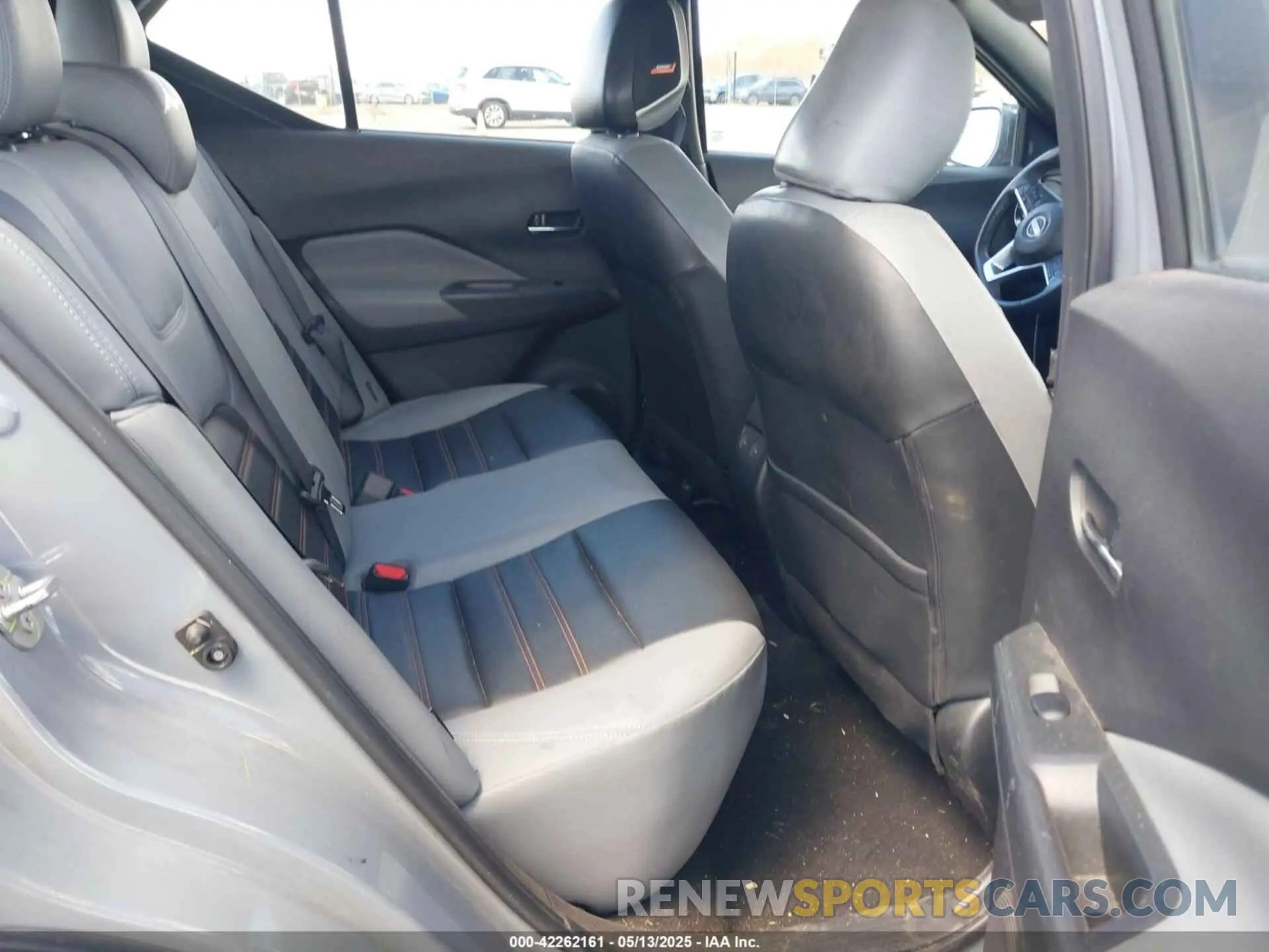 8 fotografías del automóvil dañado 3N1CP5DVXNL485174 NISSAN KICKS 2022