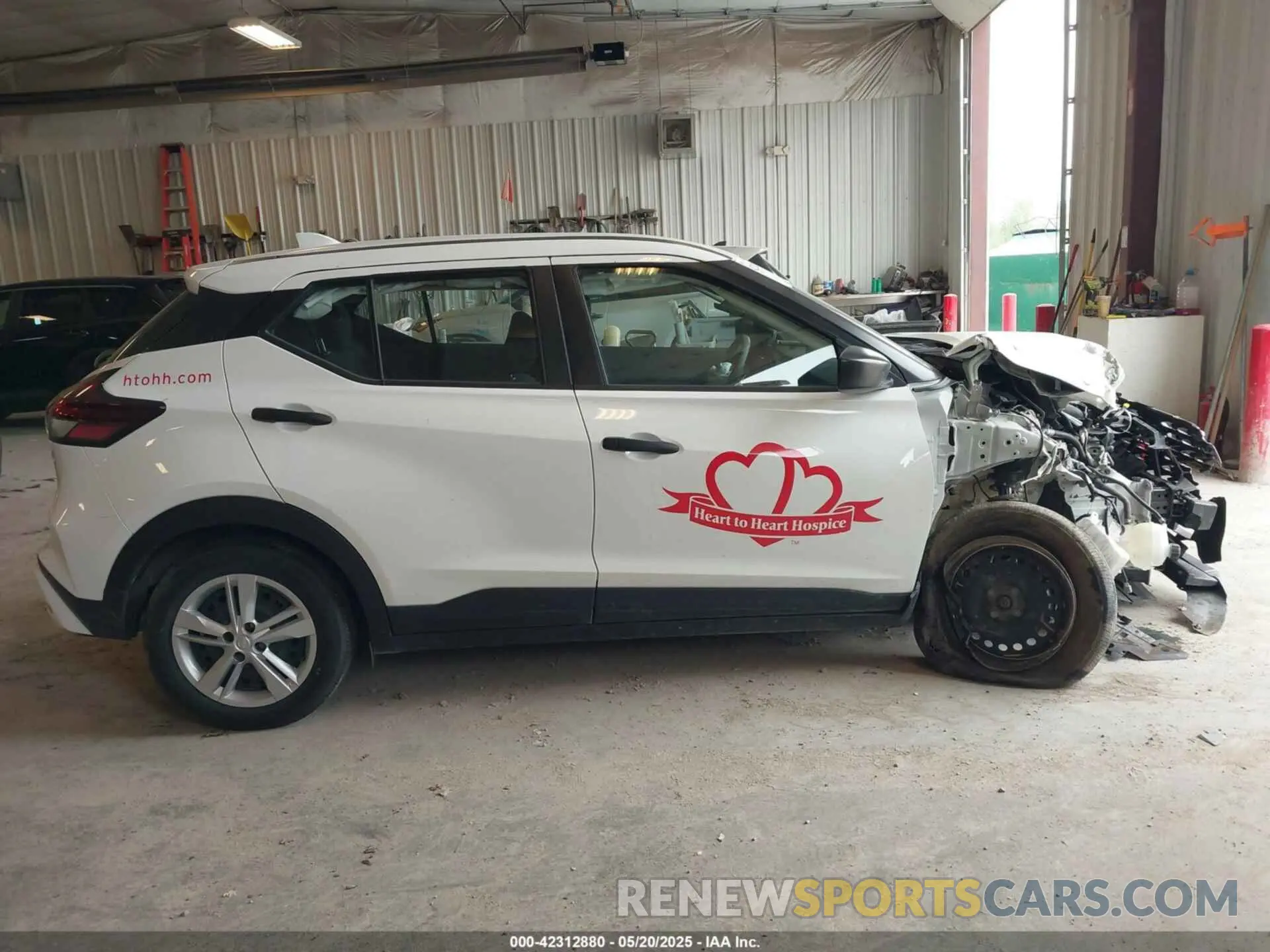 14 fotografías del automóvil dañado 3N1CP5BV0PL510024 NISSAN KICKS 2023