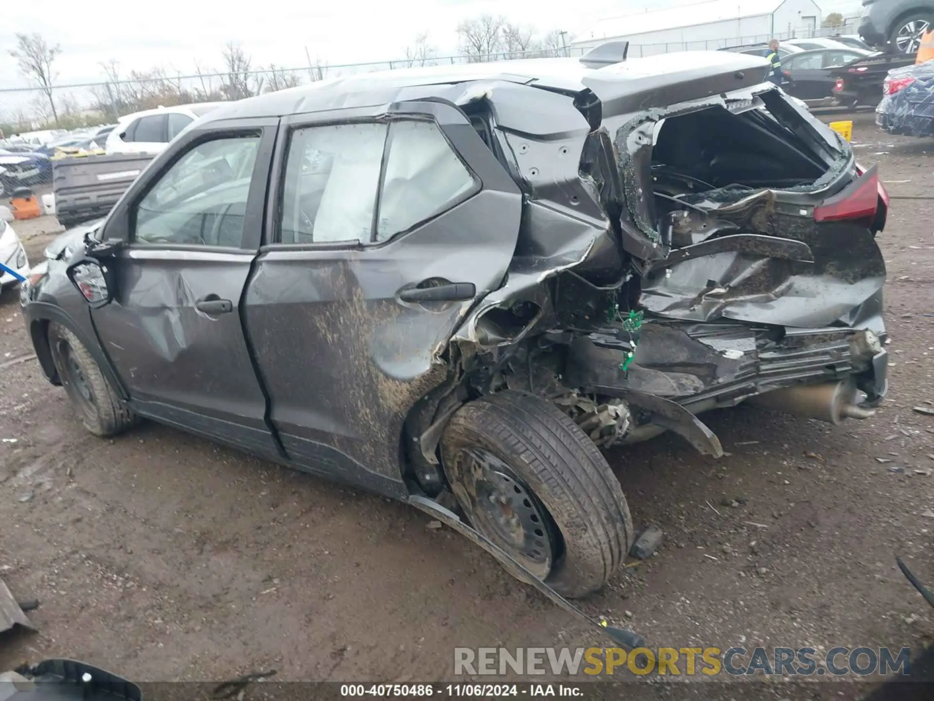 3 fotografías del automóvil dañado 3N1CP5BV0PL528992 NISSAN KICKS 2023