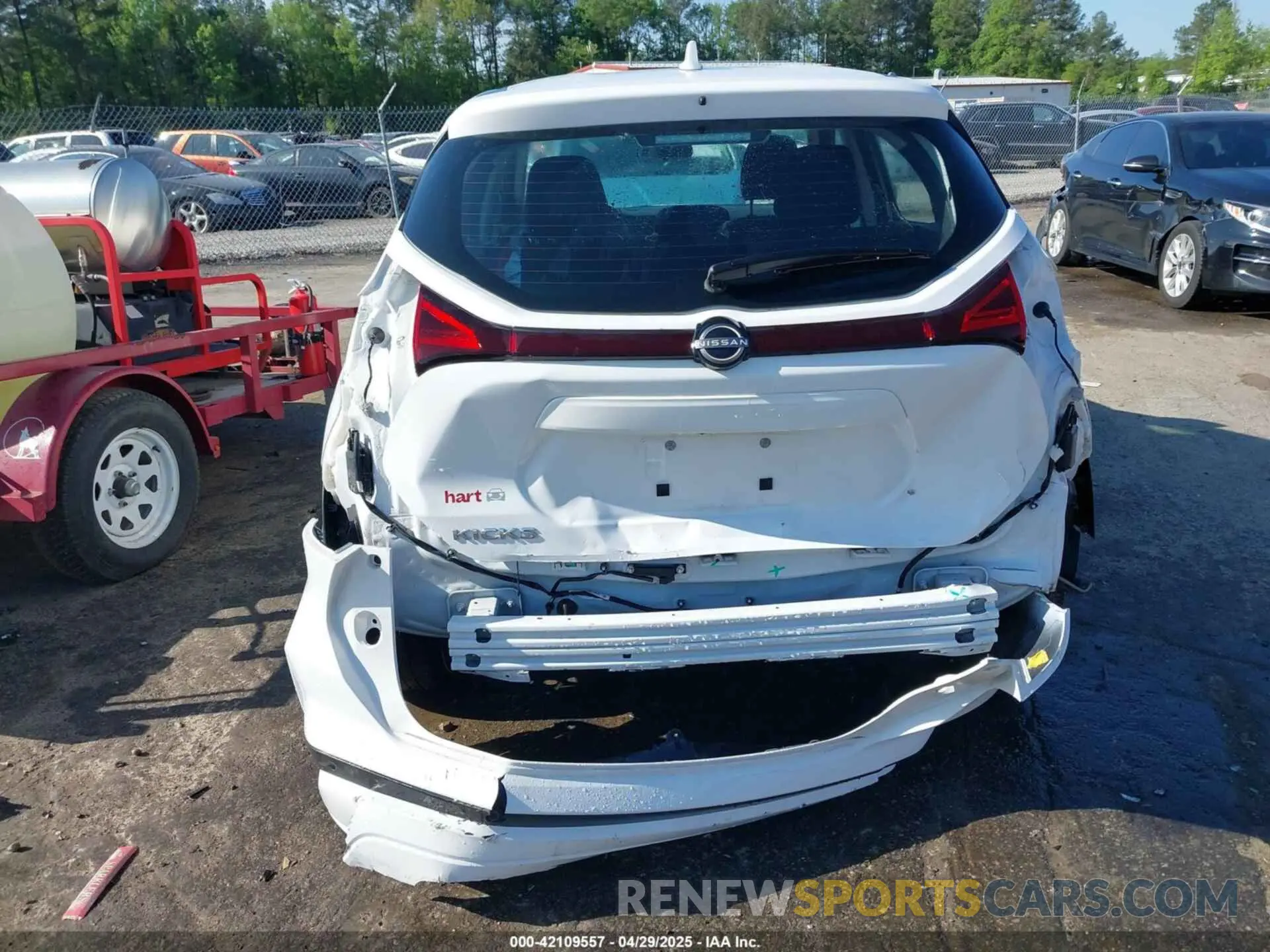 17 fotografías del automóvil dañado 3N1CP5BV1PL574539 NISSAN KICKS 2023