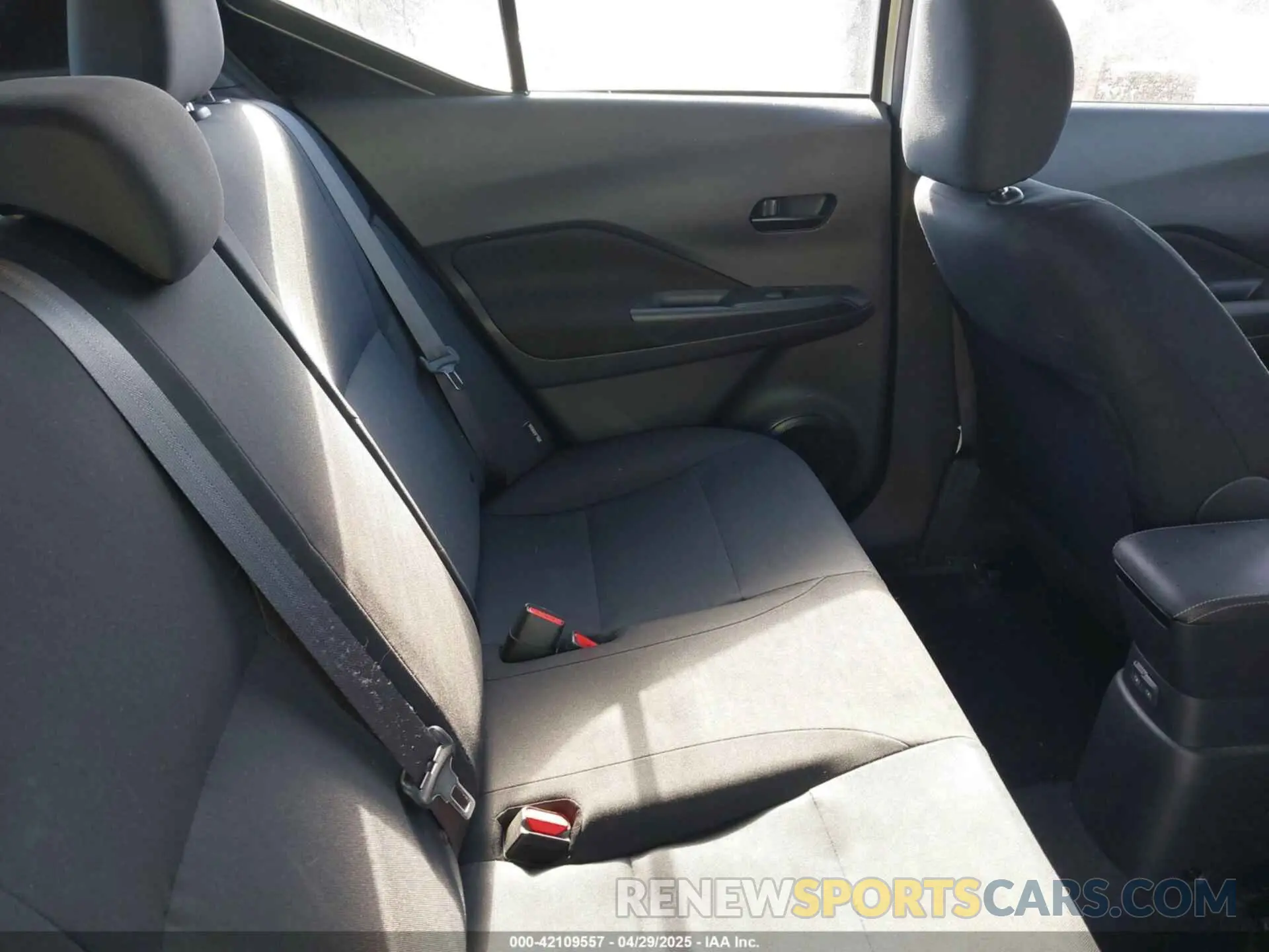 8 fotografías del automóvil dañado 3N1CP5BV1PL574539 NISSAN KICKS 2023