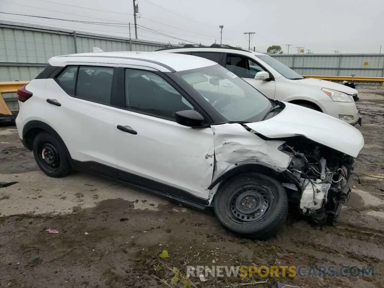 4 fotografías del automóvil dañado 3N1CP5BV2PL494540 NISSAN KICKS 2023