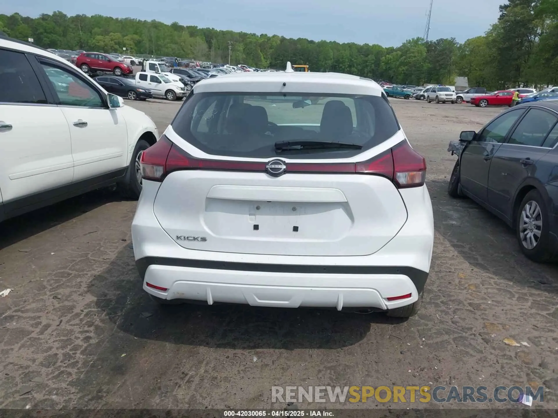 15 fotografías del automóvil dañado 3N1CP5BV3PL494286 NISSAN KICKS 2023