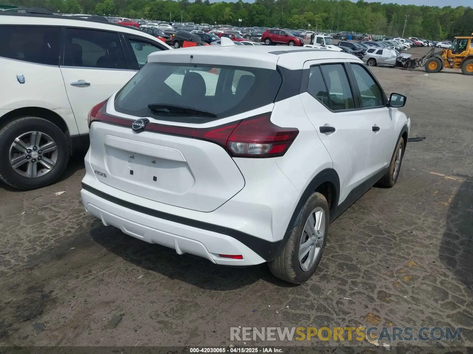 4 fotografías del automóvil dañado 3N1CP5BV3PL494286 NISSAN KICKS 2023