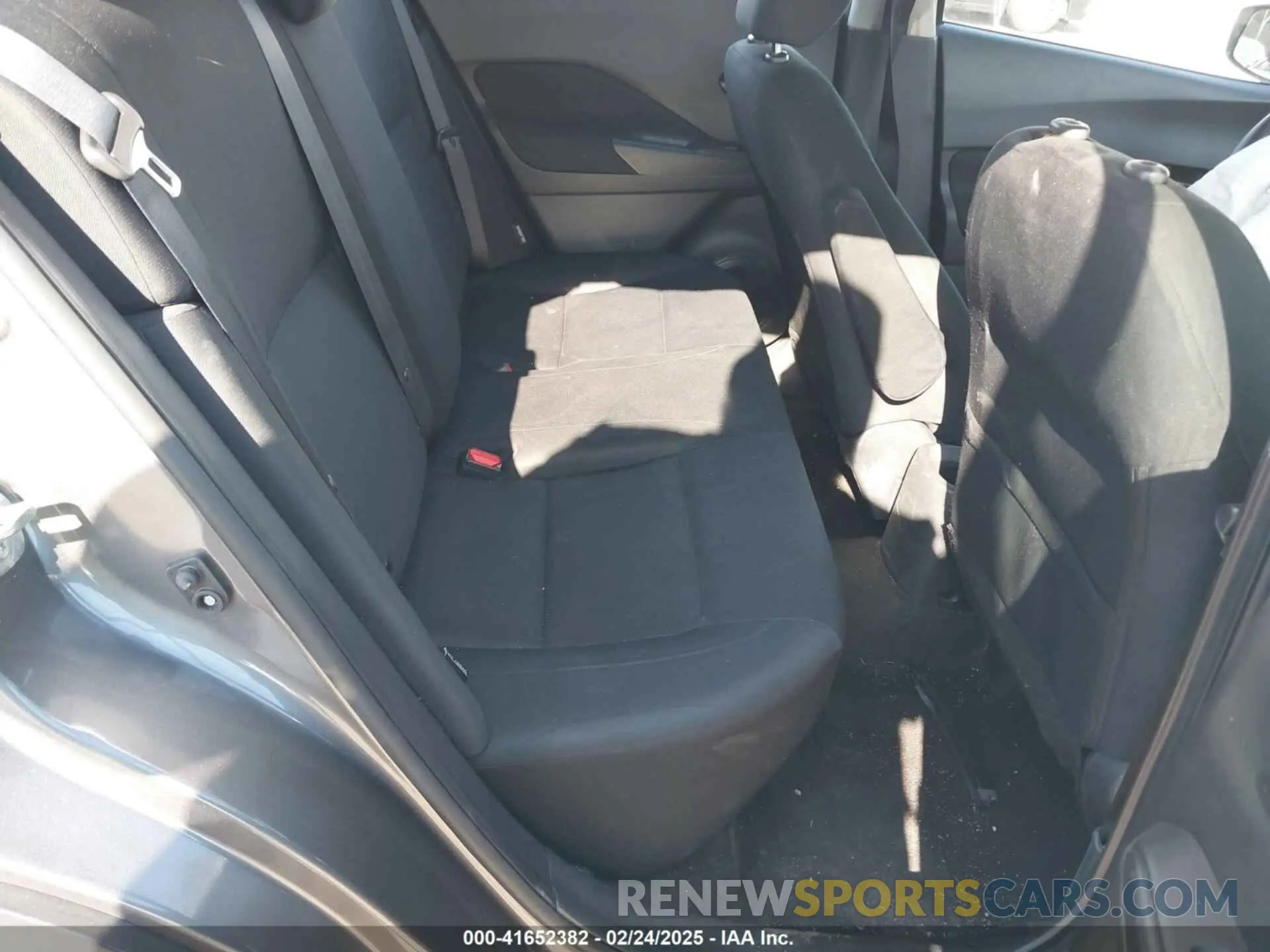 8 fotografías del automóvil dañado 3N1CP5BV3PL533670 NISSAN KICKS 2023