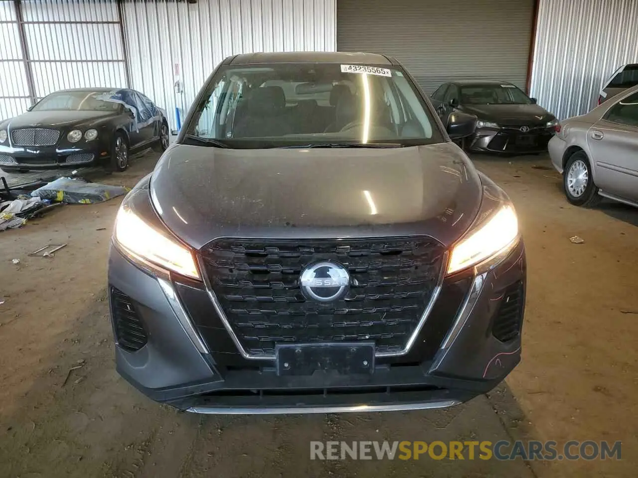 5 fotografías del automóvil dañado 3N1CP5BV3PL535953 NISSAN KICKS 2023