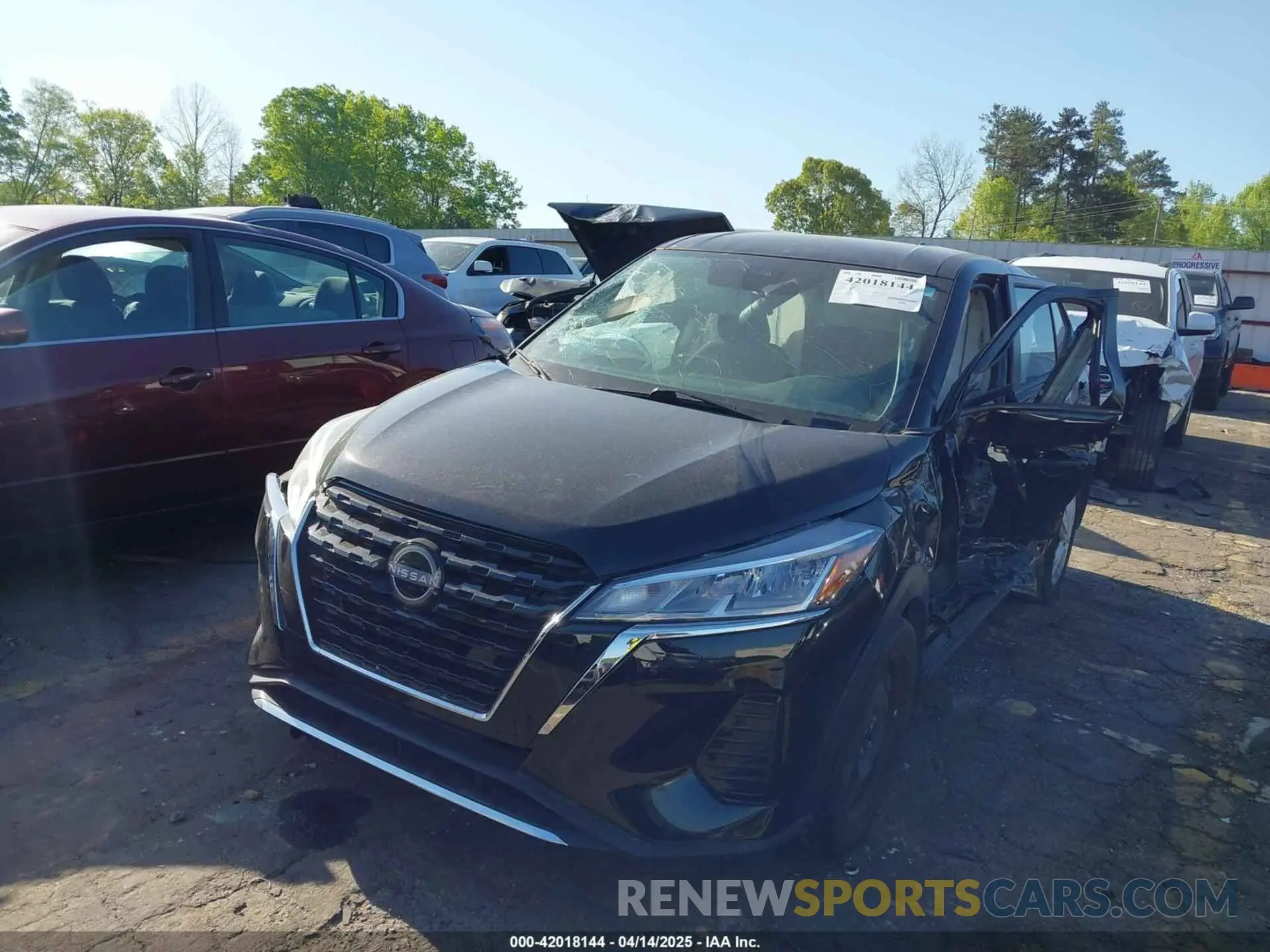 2 fotografías del automóvil dañado 3N1CP5BV5PL553922 NISSAN KICKS 2023