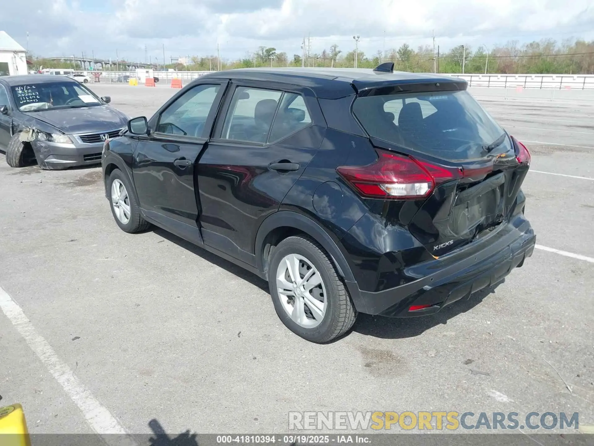 3 fotografías del automóvil dañado 3N1CP5BV6PL547739 NISSAN KICKS 2023
