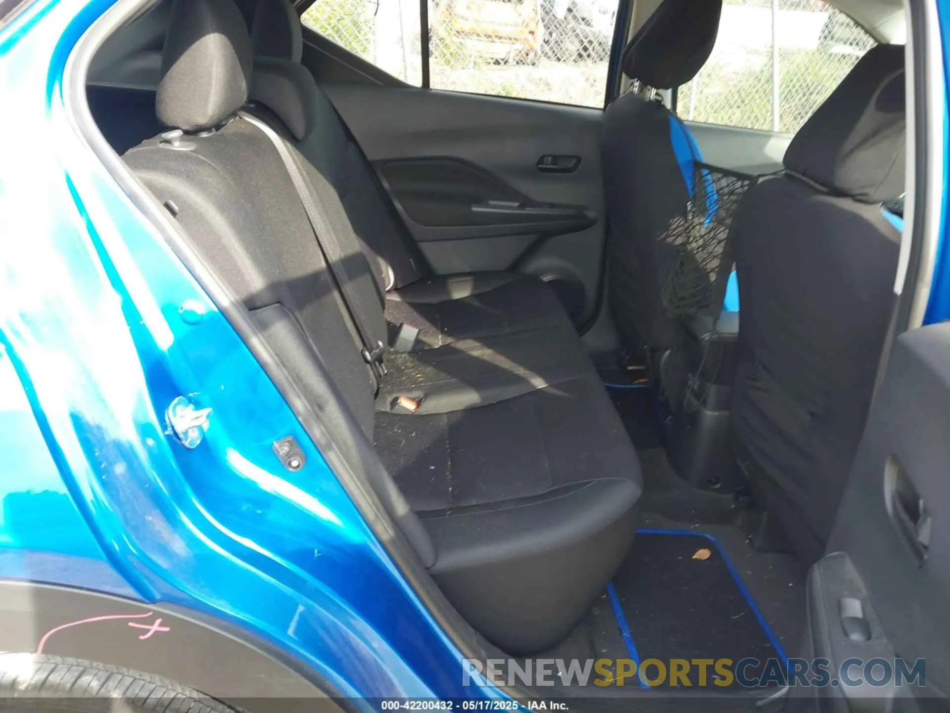 8 fotografías del automóvil dañado 3N1CP5BV6PL549619 NISSAN KICKS 2023
