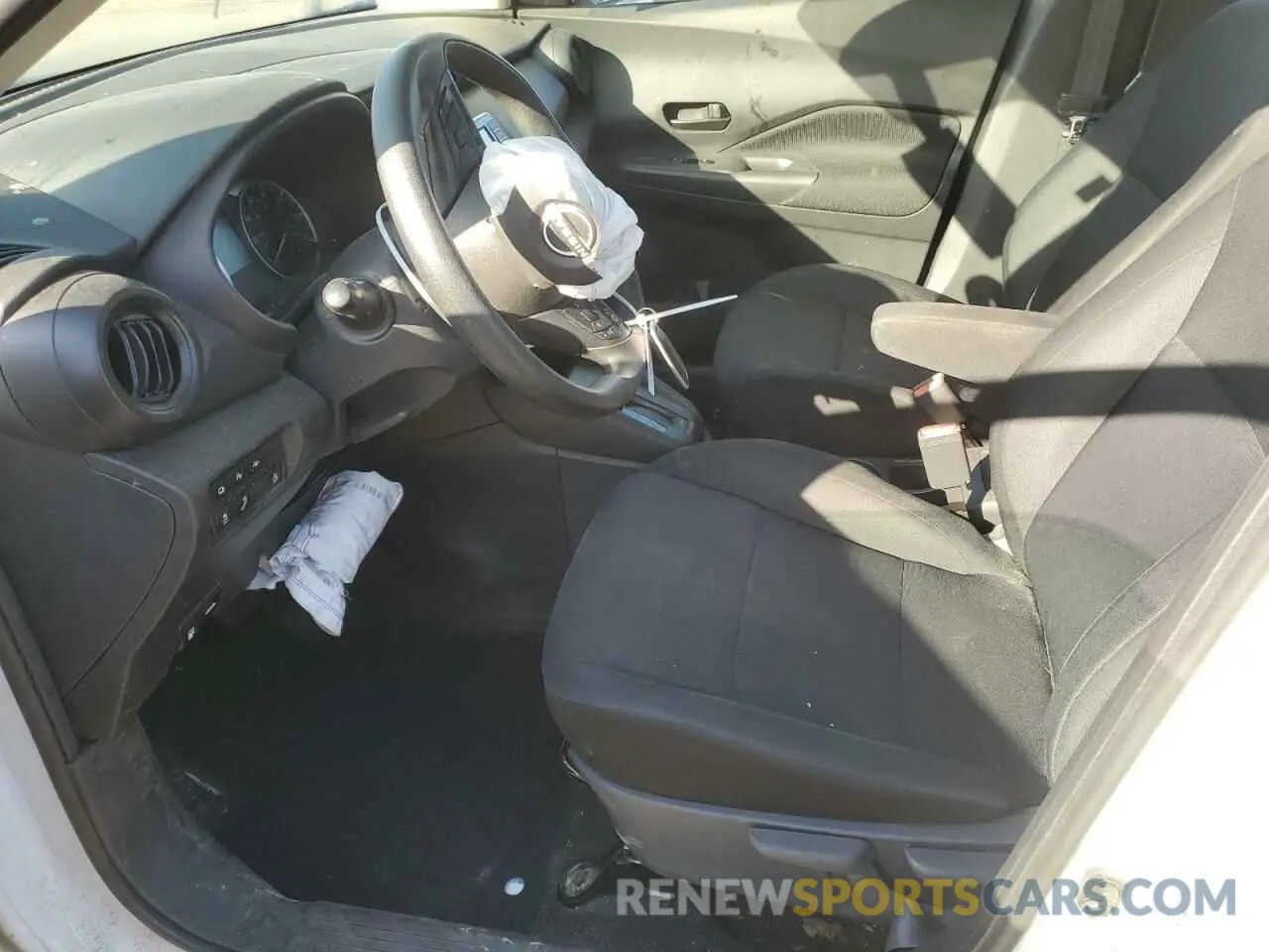 7 fotografías del automóvil dañado 3N1CP5BV6PL553413 NISSAN KICKS 2023