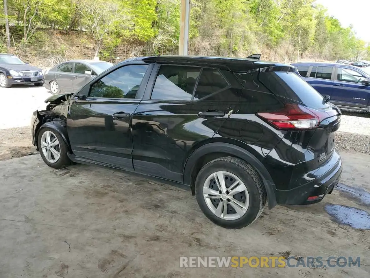 2 fotografías del automóvil dañado 3N1CP5BV7PL505032 NISSAN KICKS 2023