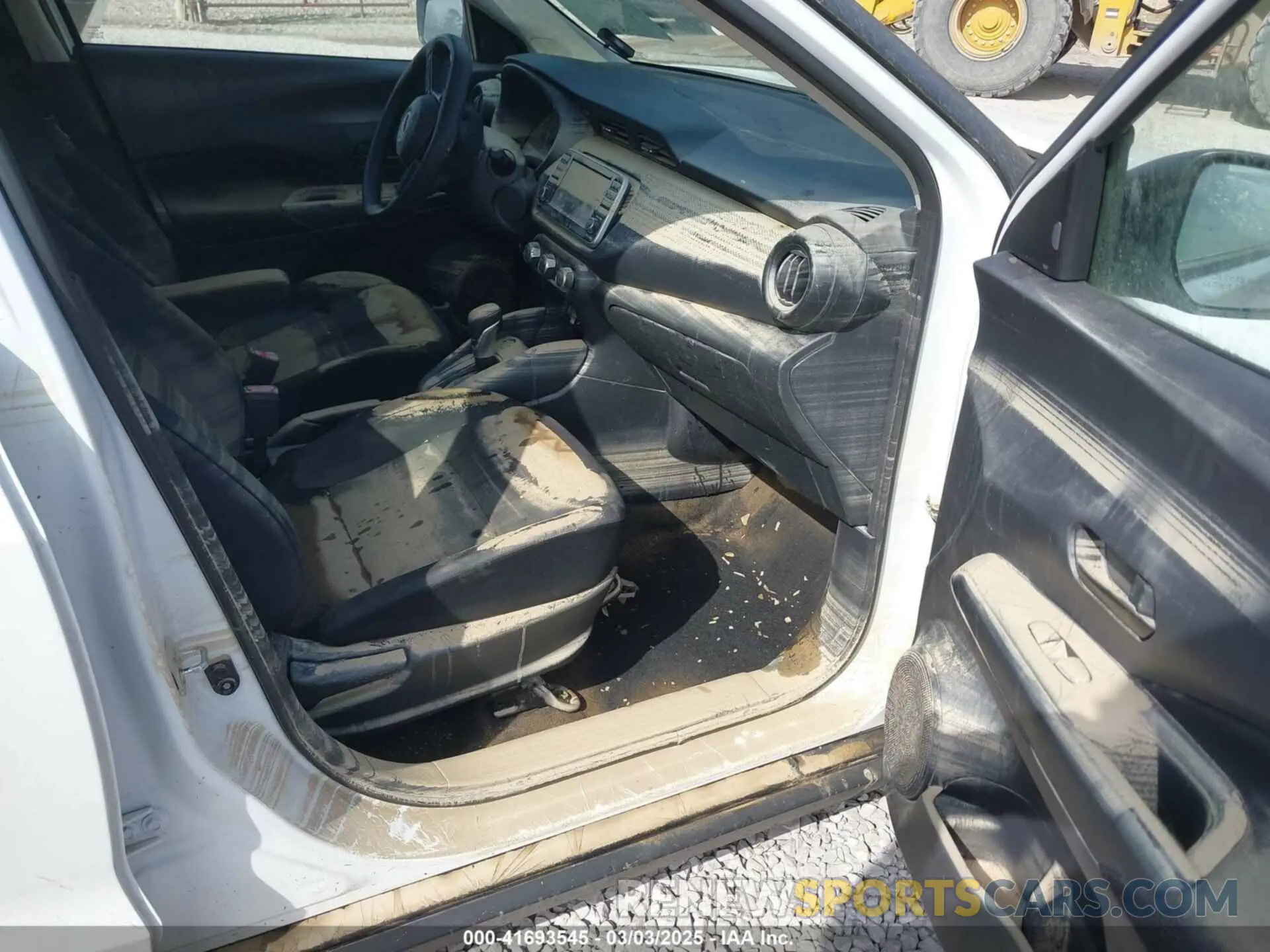 5 fotografías del automóvil dañado 3N1CP5BV8PL533129 NISSAN KICKS 2023