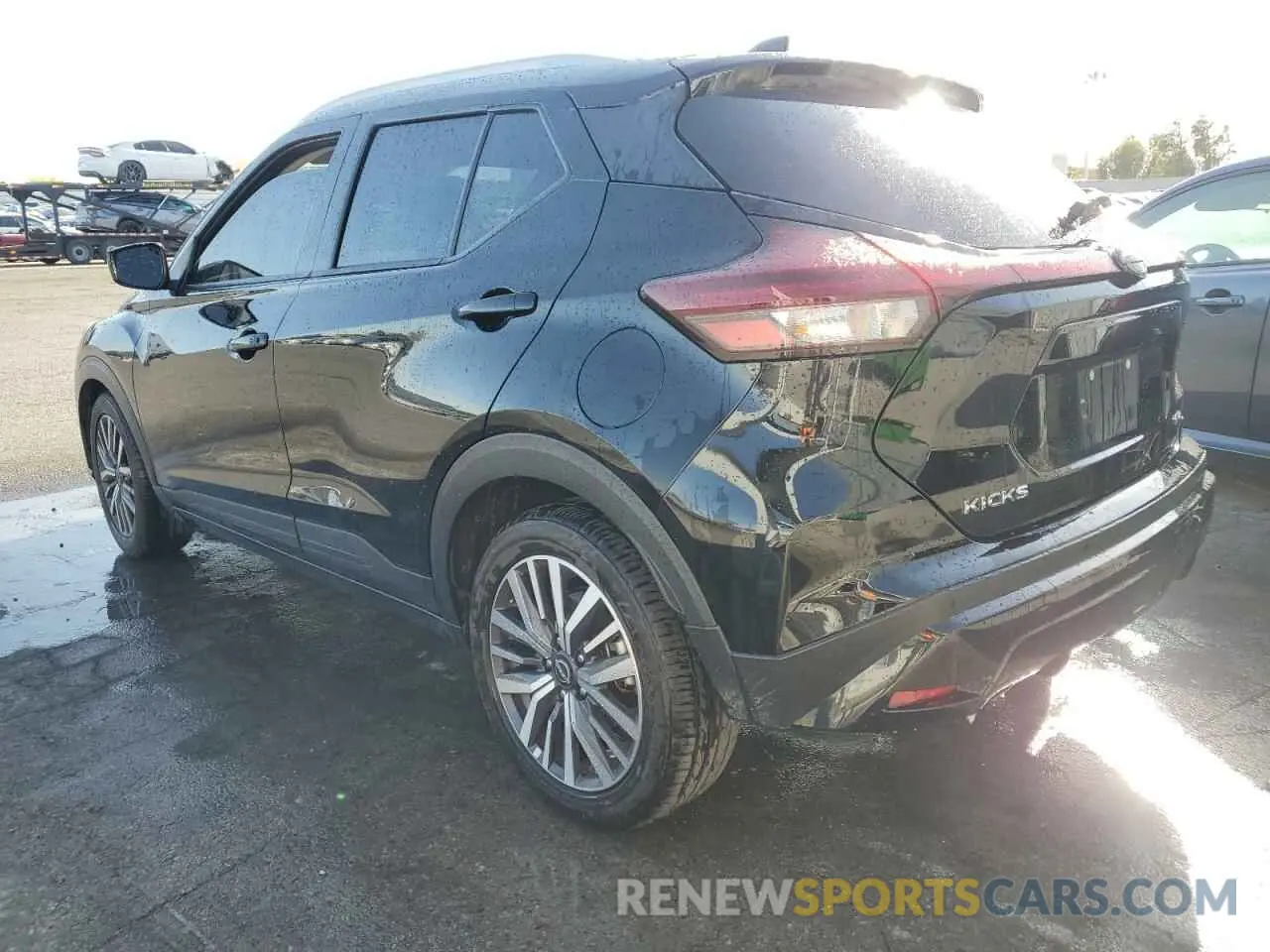 2 fotografías del automóvil dañado 3N1CP5CV1PL513500 NISSAN KICKS 2023