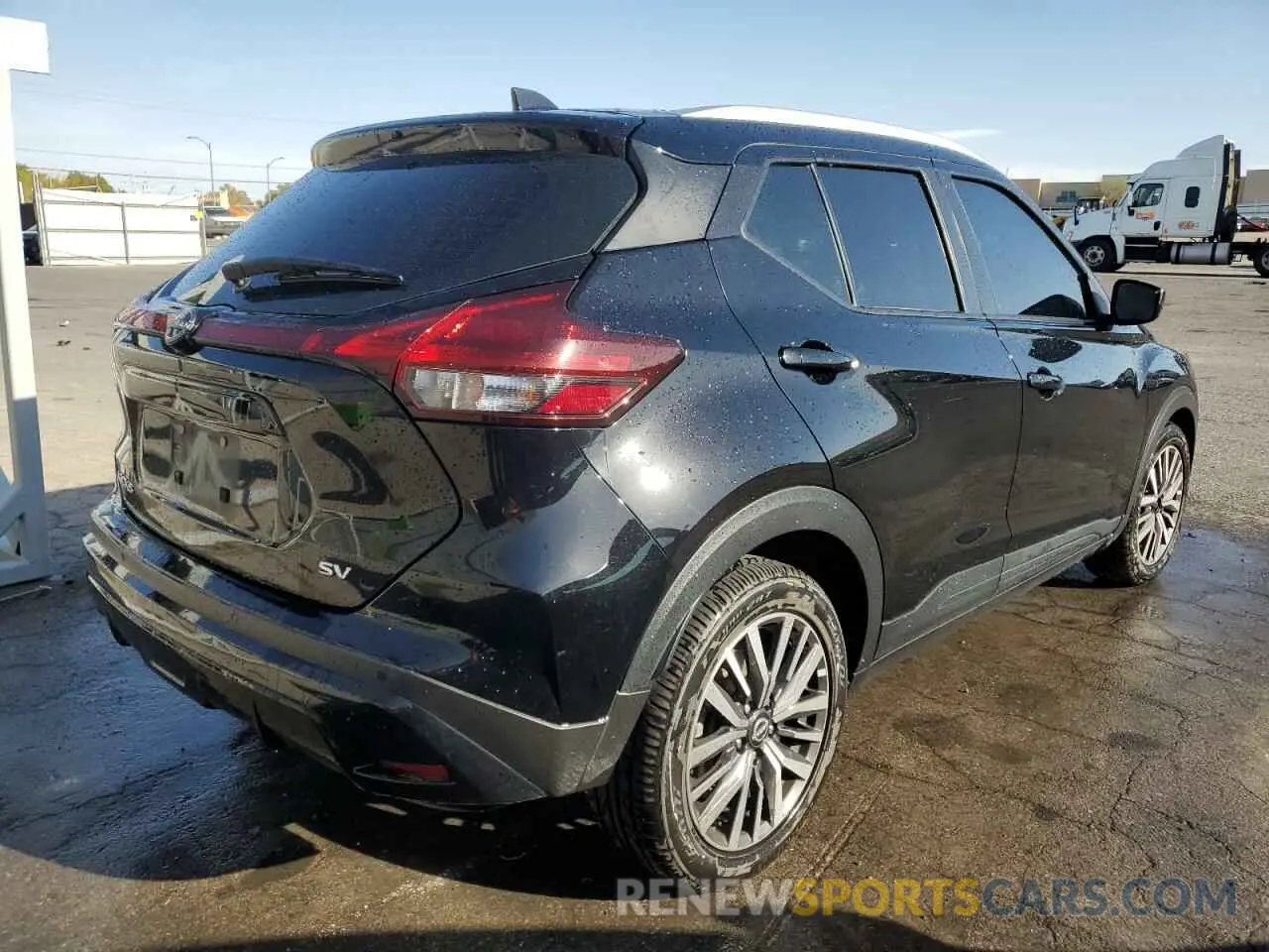 3 fotografías del automóvil dañado 3N1CP5CV1PL513500 NISSAN KICKS 2023