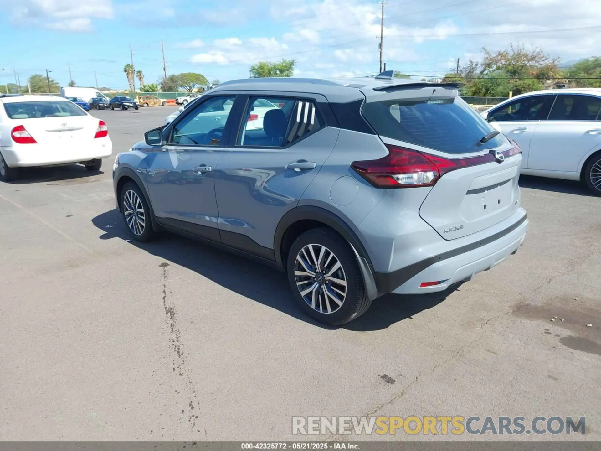 3 fotografías del automóvil dañado 3N1CP5CV1PL570568 NISSAN KICKS 2023