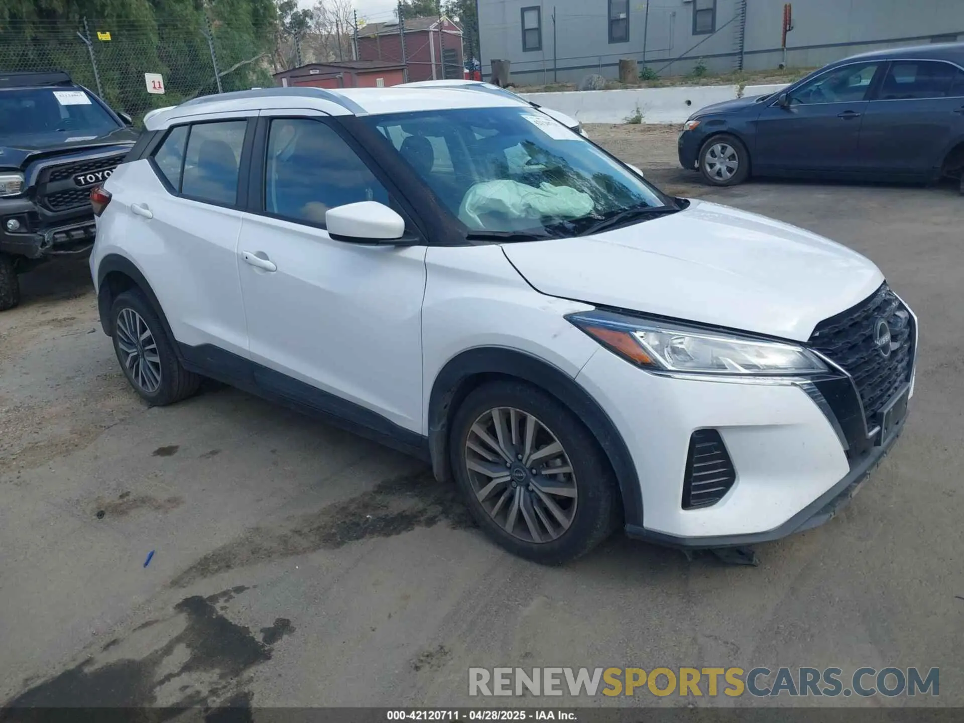 1 fotografías del automóvil dañado 3N1CP5CV2PL477803 NISSAN KICKS 2023