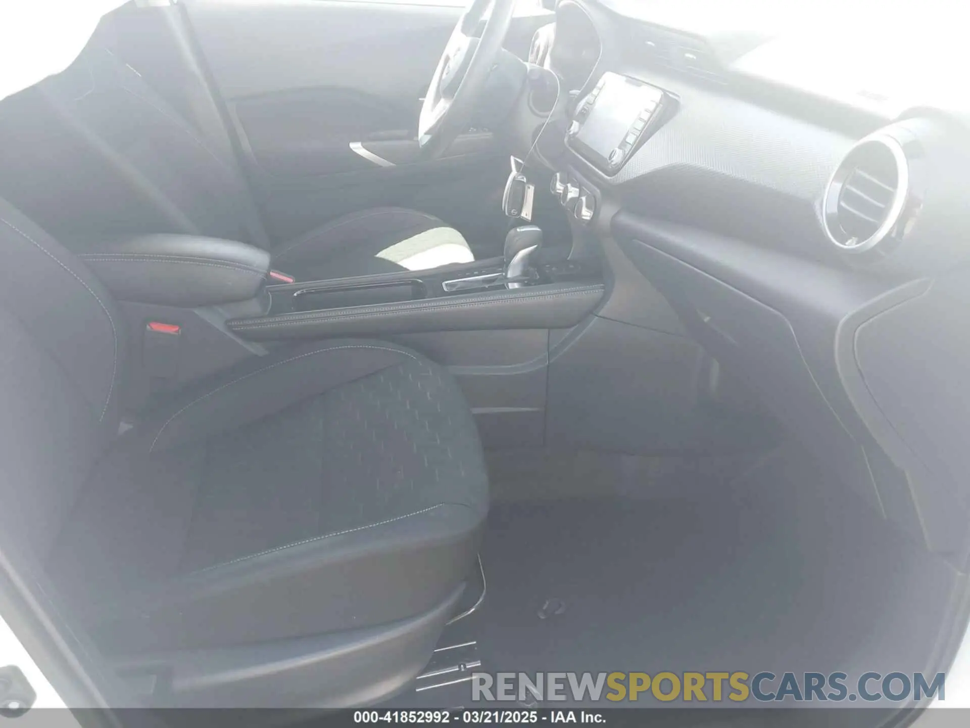 5 fotografías del automóvil dañado 3N1CP5CV2PL504076 NISSAN KICKS 2023