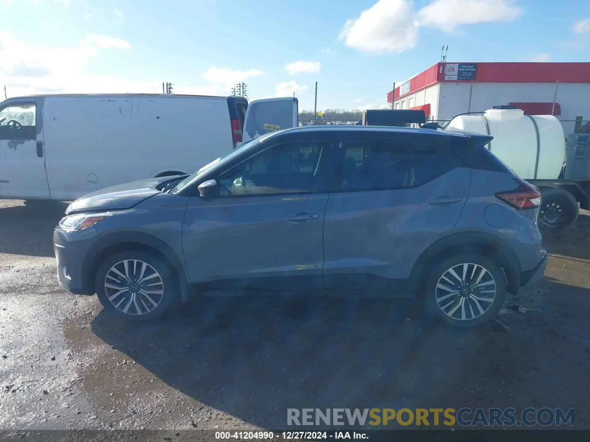 14 fotografías del automóvil dañado 3N1CP5CV3PL470164 NISSAN KICKS 2023