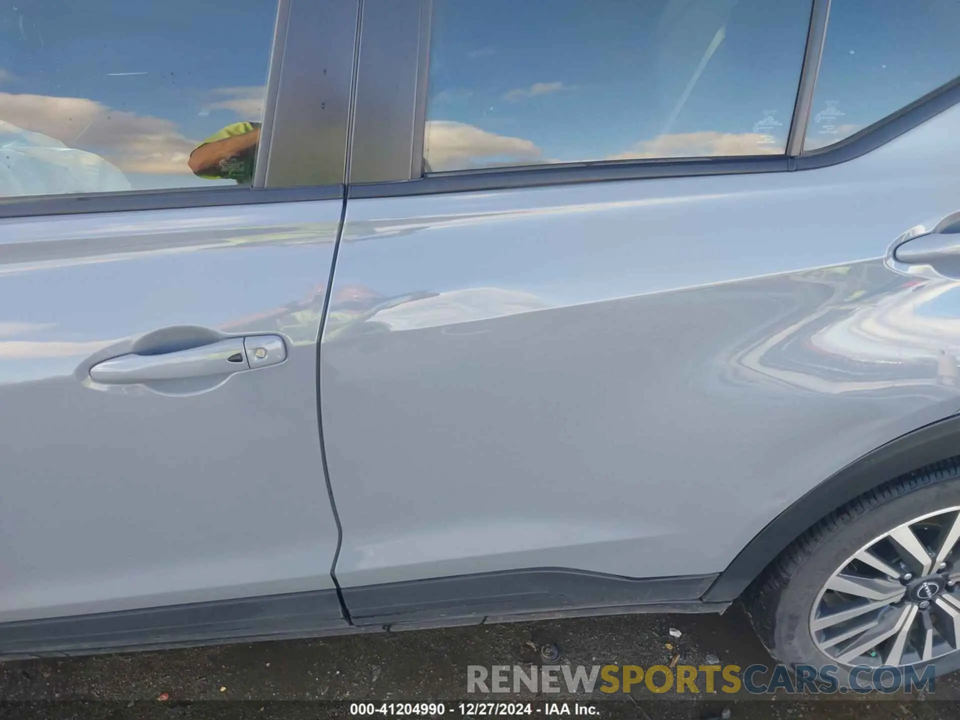 18 fotografías del automóvil dañado 3N1CP5CV3PL470164 NISSAN KICKS 2023
