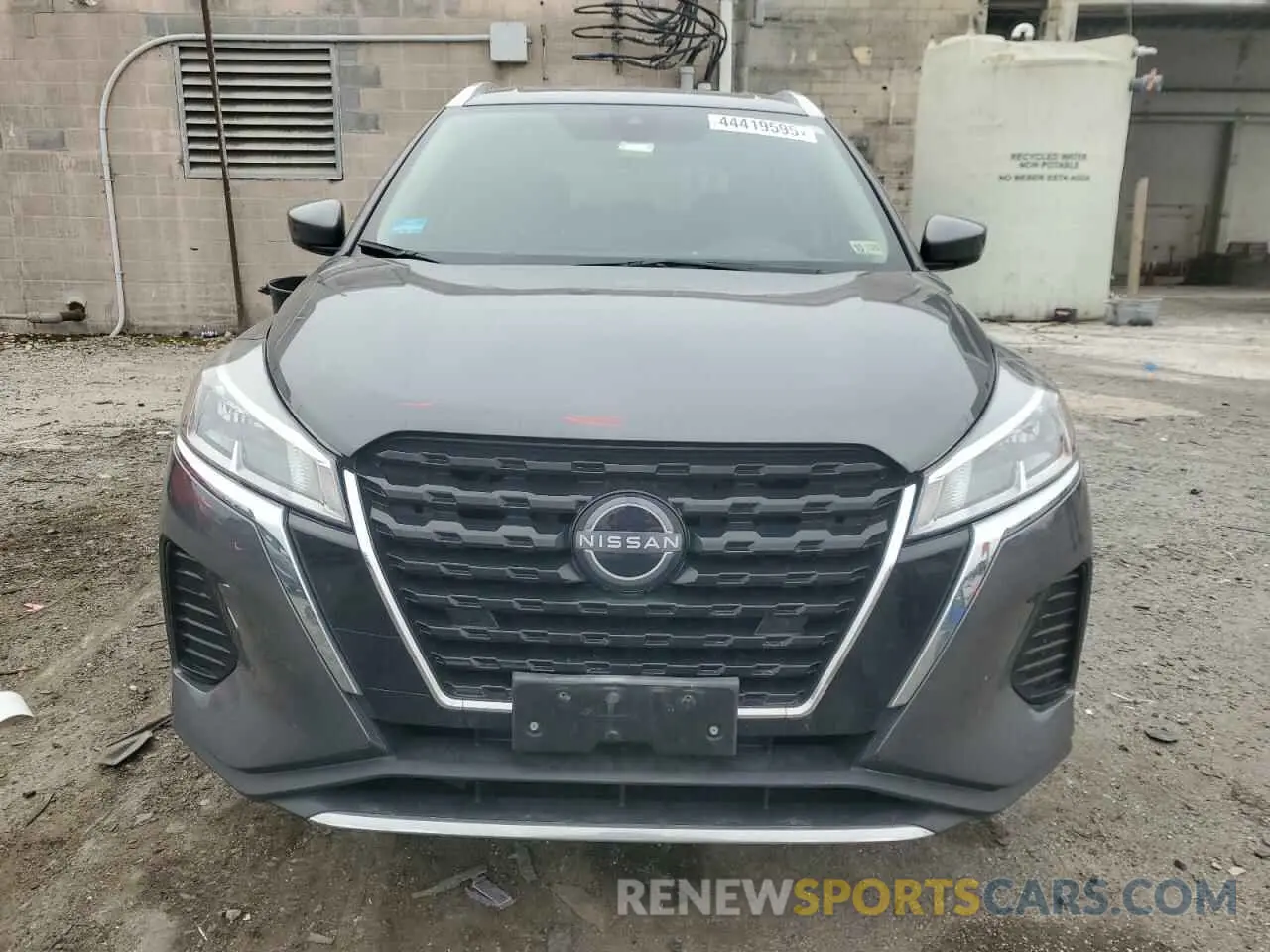 5 fotografías del automóvil dañado 3N1CP5CV3PL526815 NISSAN KICKS 2023