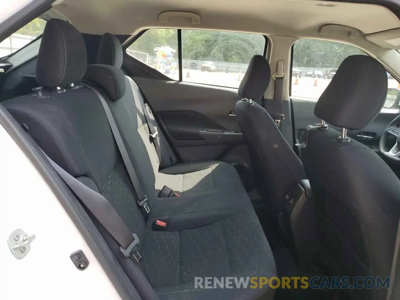 10 fotografías del automóvil dañado 3N1CP5CV3PL573679 NISSAN KICKS 2023
