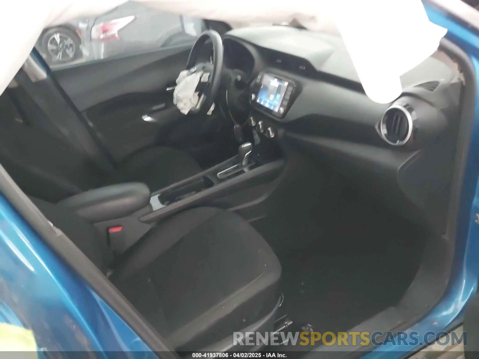 5 fotografías del automóvil dañado 3N1CP5CV4PL482940 NISSAN KICKS 2023