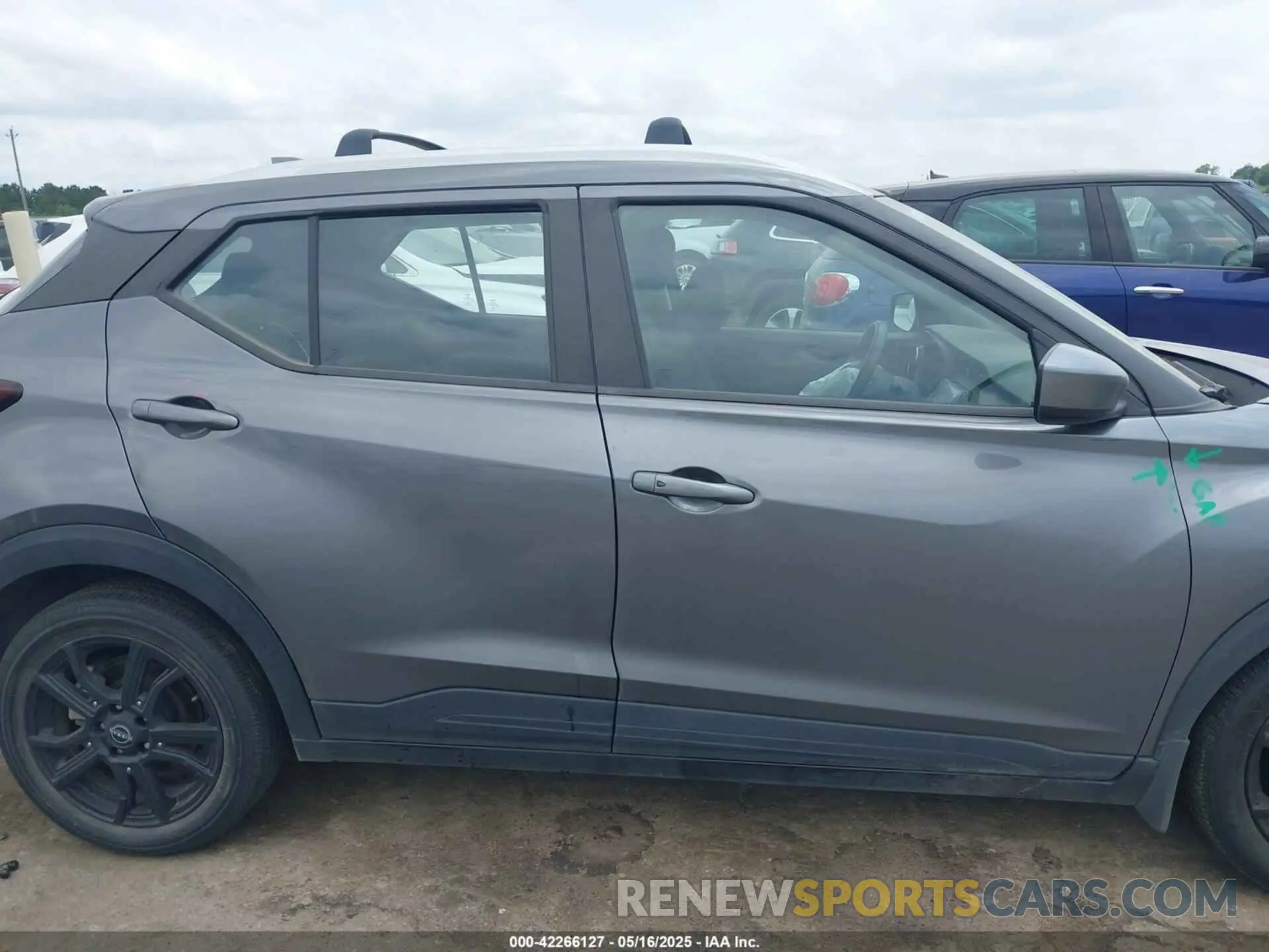 14 fotografías del automóvil dañado 3N1CP5CV4PL485191 NISSAN KICKS 2023