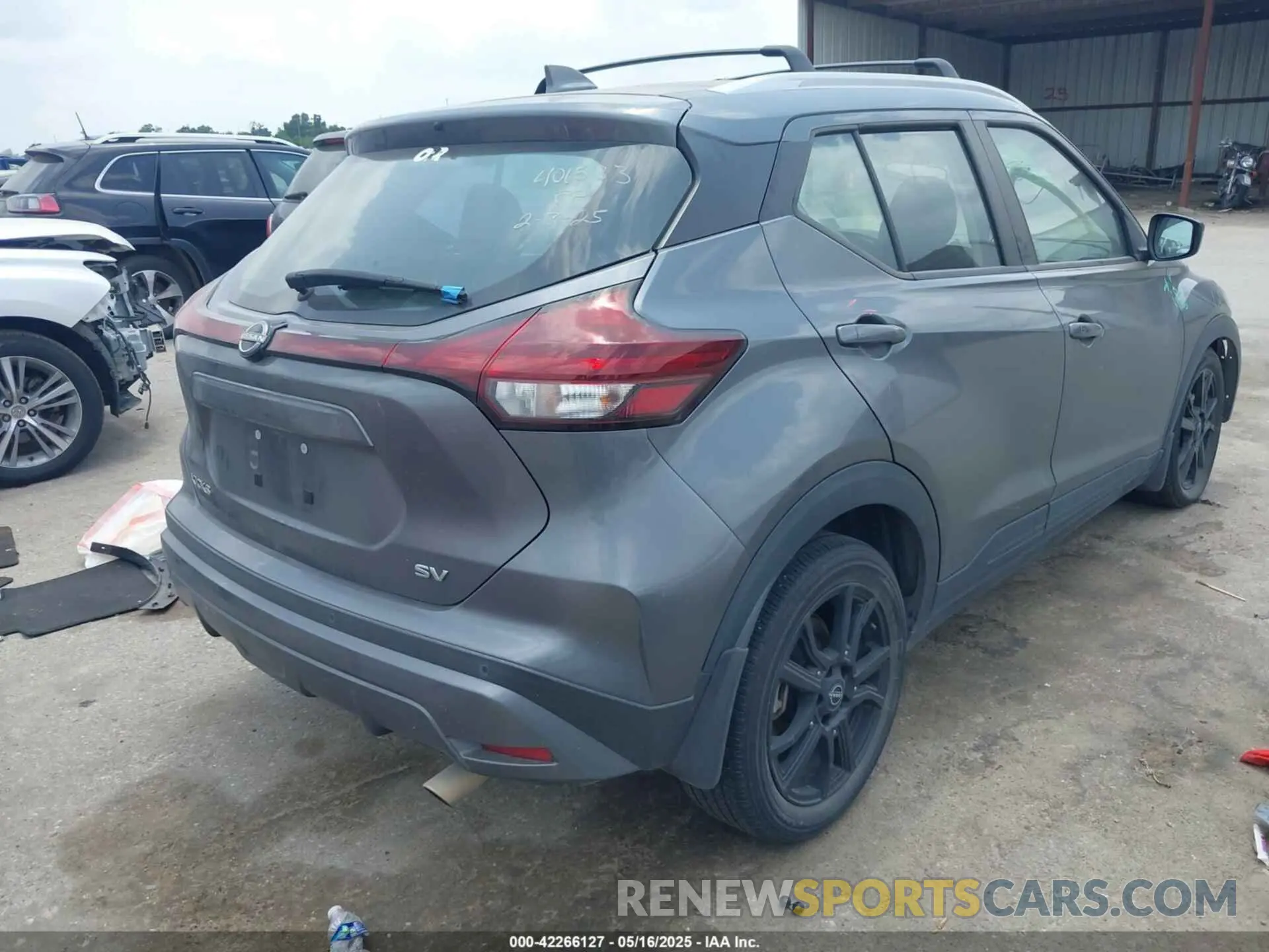 4 fotografías del automóvil dañado 3N1CP5CV4PL485191 NISSAN KICKS 2023