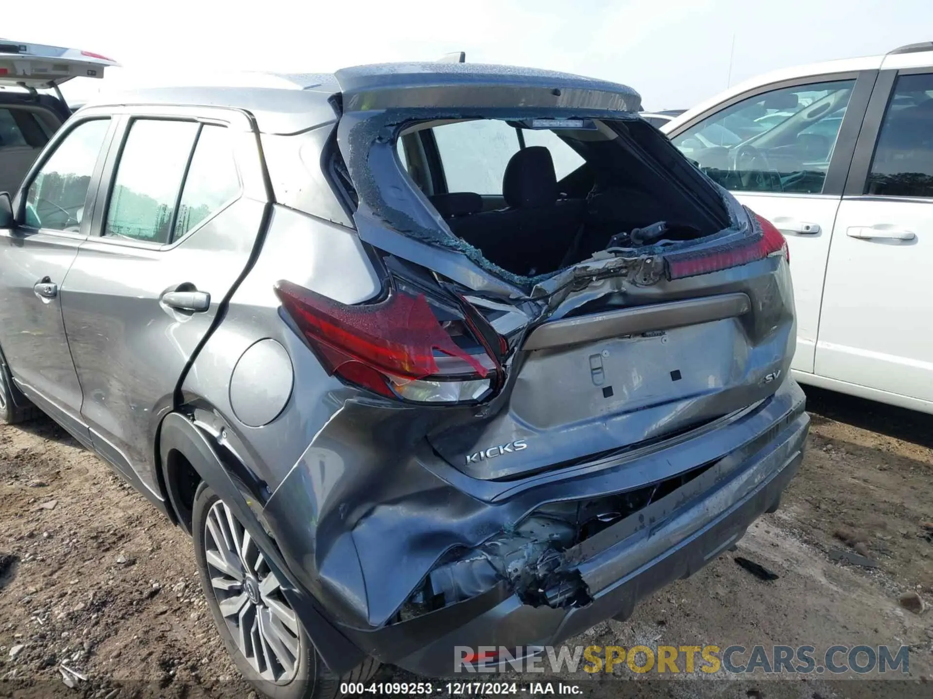 6 fotografías del automóvil dañado 3N1CP5CV4PL523471 NISSAN KICKS 2023