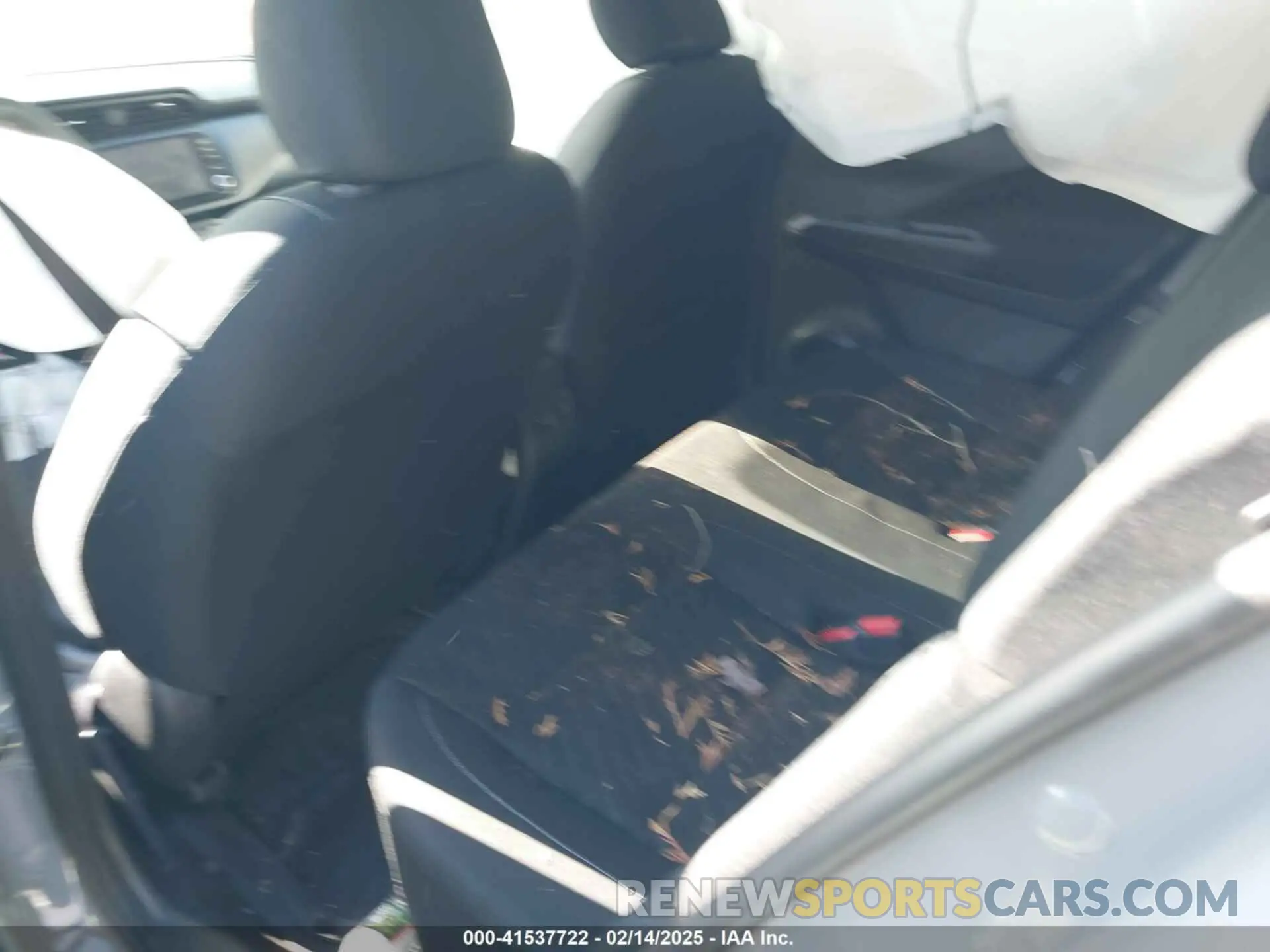 8 fotografías del automóvil dañado 3N1CP5CV4PL566045 NISSAN KICKS 2023