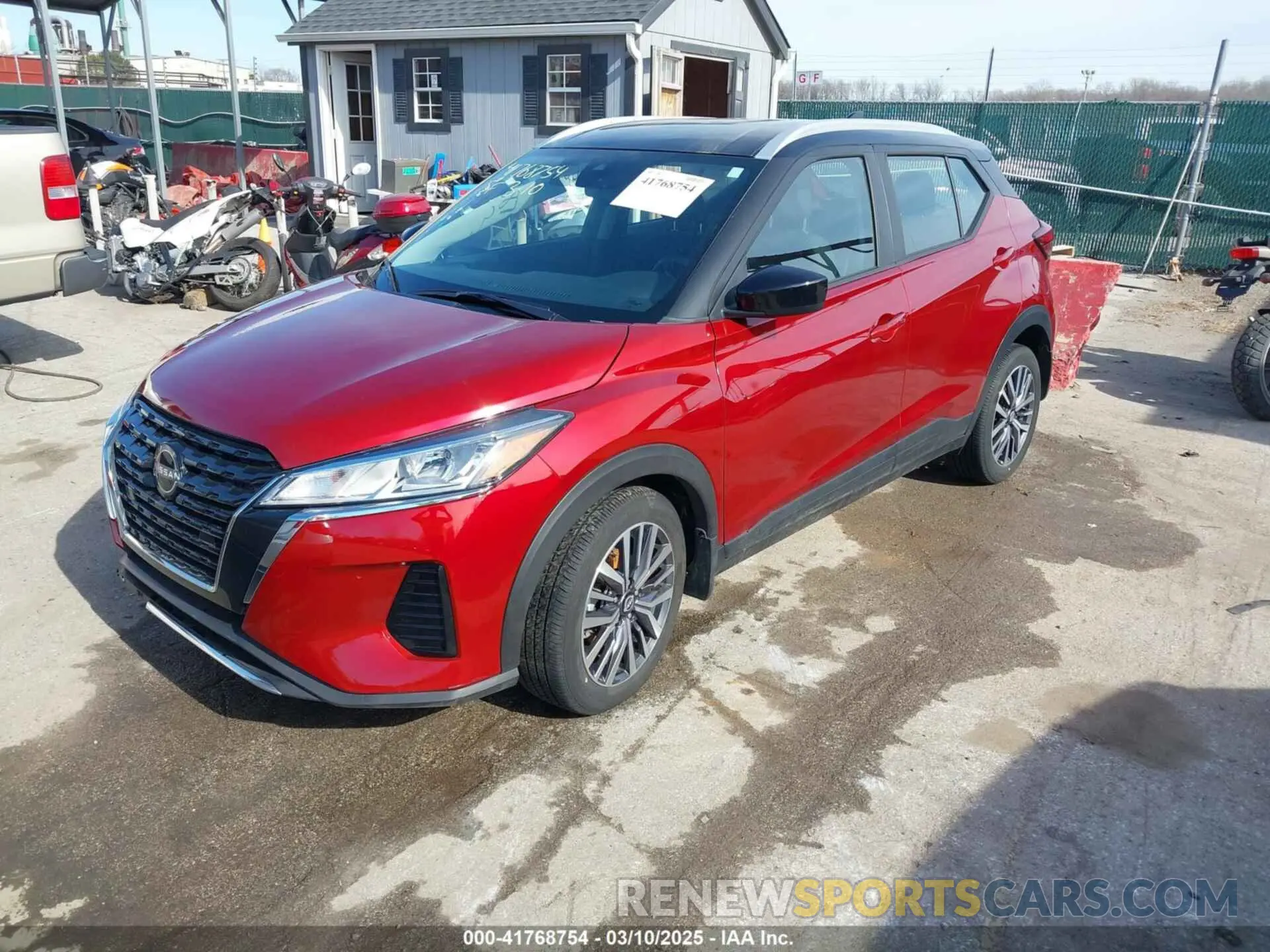 2 fotografías del automóvil dañado 3N1CP5CV4PL569883 NISSAN KICKS 2023