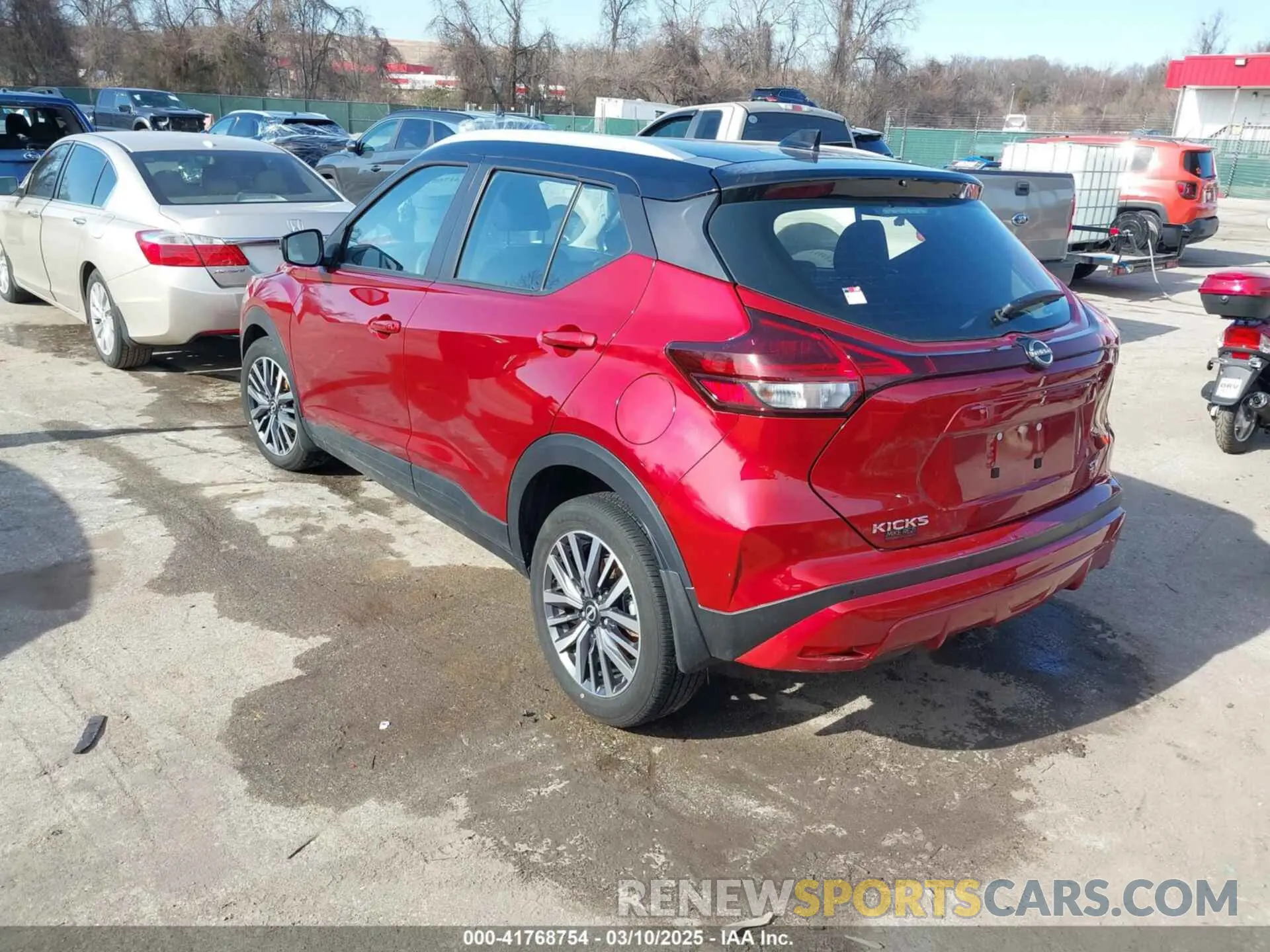 3 fotografías del automóvil dañado 3N1CP5CV4PL569883 NISSAN KICKS 2023