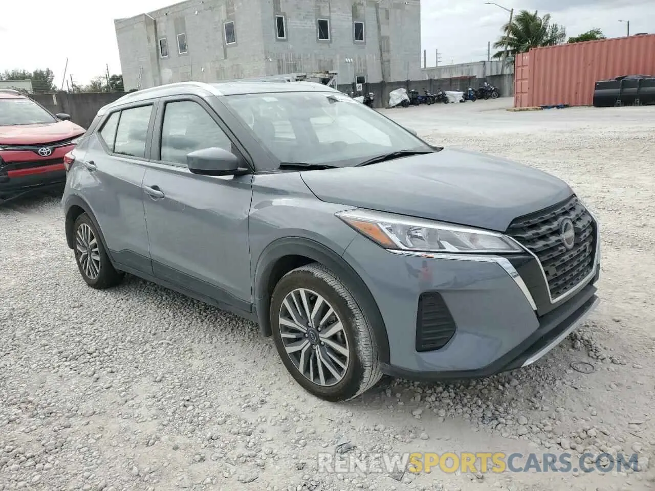 4 fotografías del automóvil dañado 3N1CP5CV5PL565311 NISSAN KICKS 2023