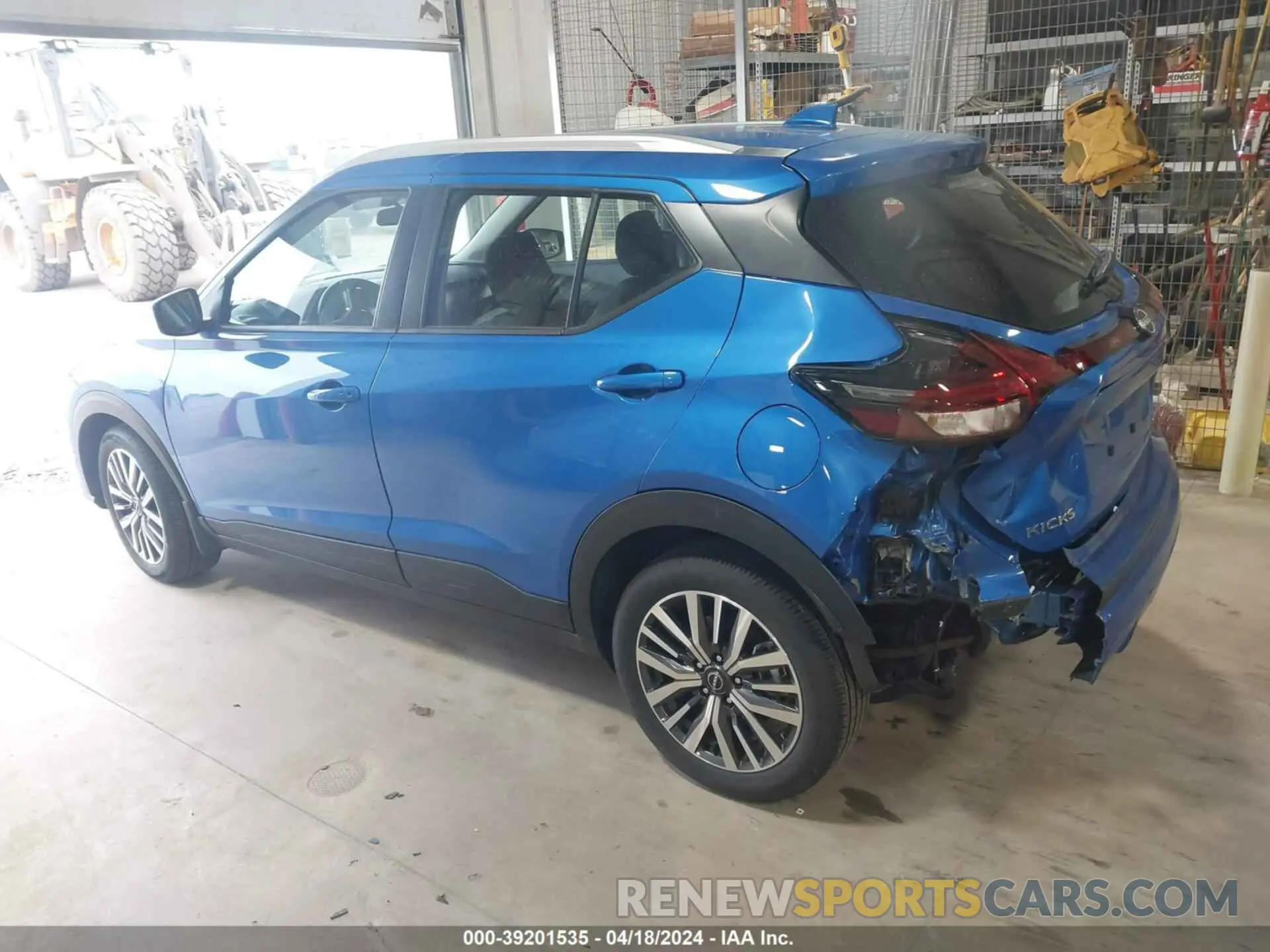 3 fotografías del automóvil dañado 3N1CP5CV5PL566376 NISSAN KICKS 2023