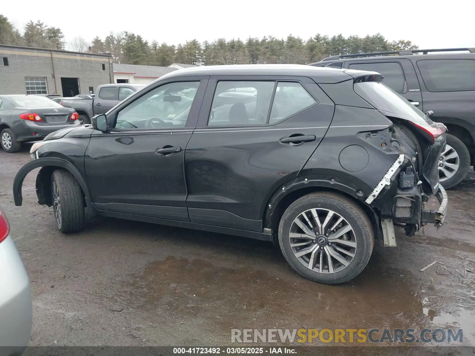 15 fotografías del automóvil dañado 3N1CP5CV6PL484186 NISSAN KICKS 2023