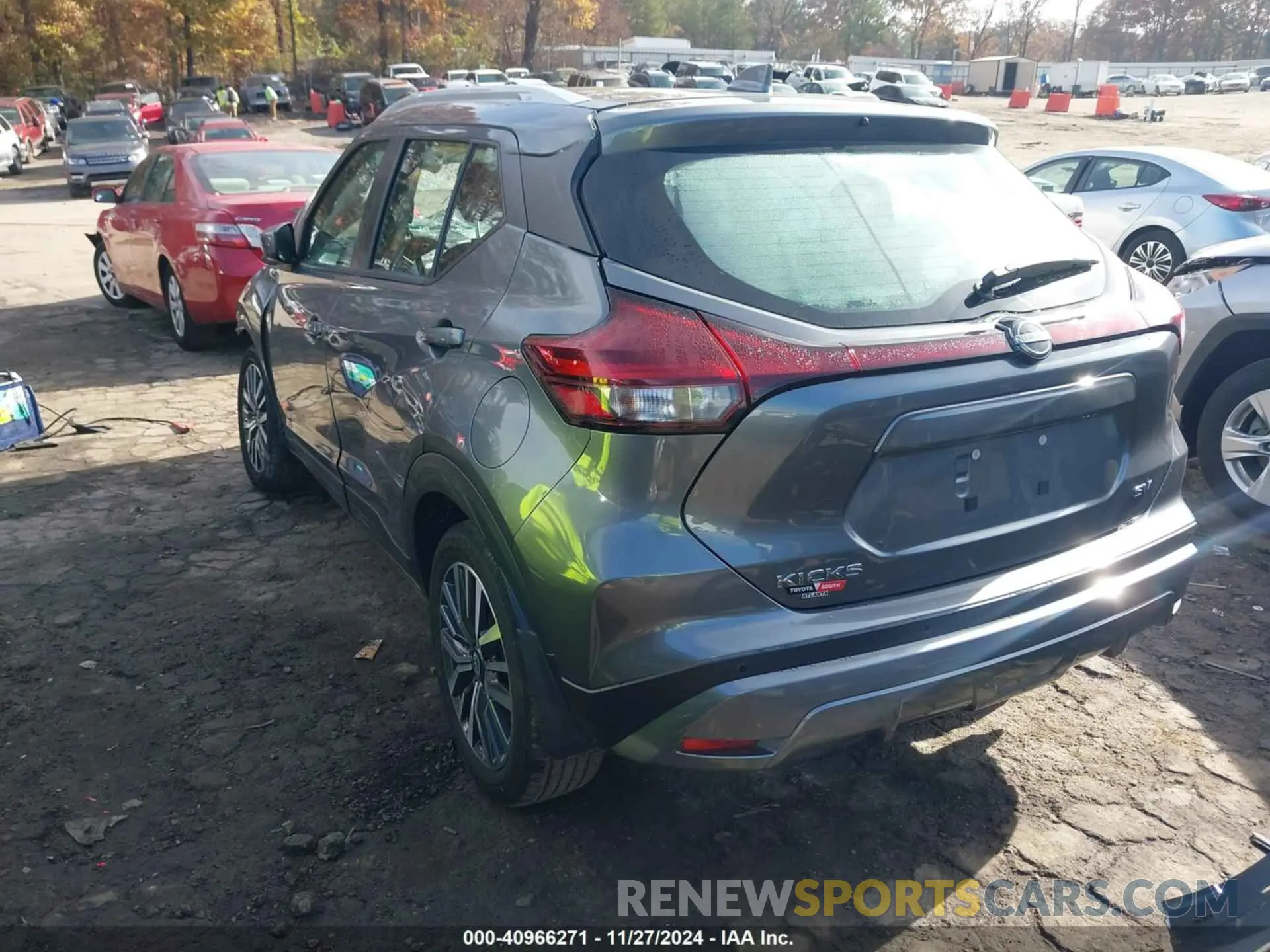 3 fotografías del automóvil dañado 3N1CP5CV6PL508535 NISSAN KICKS 2023