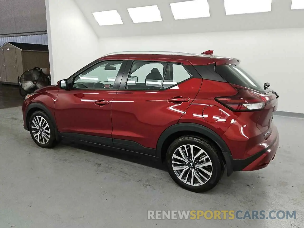 2 fotografías del automóvil dañado 3N1CP5CV7PL477411 NISSAN KICKS 2023