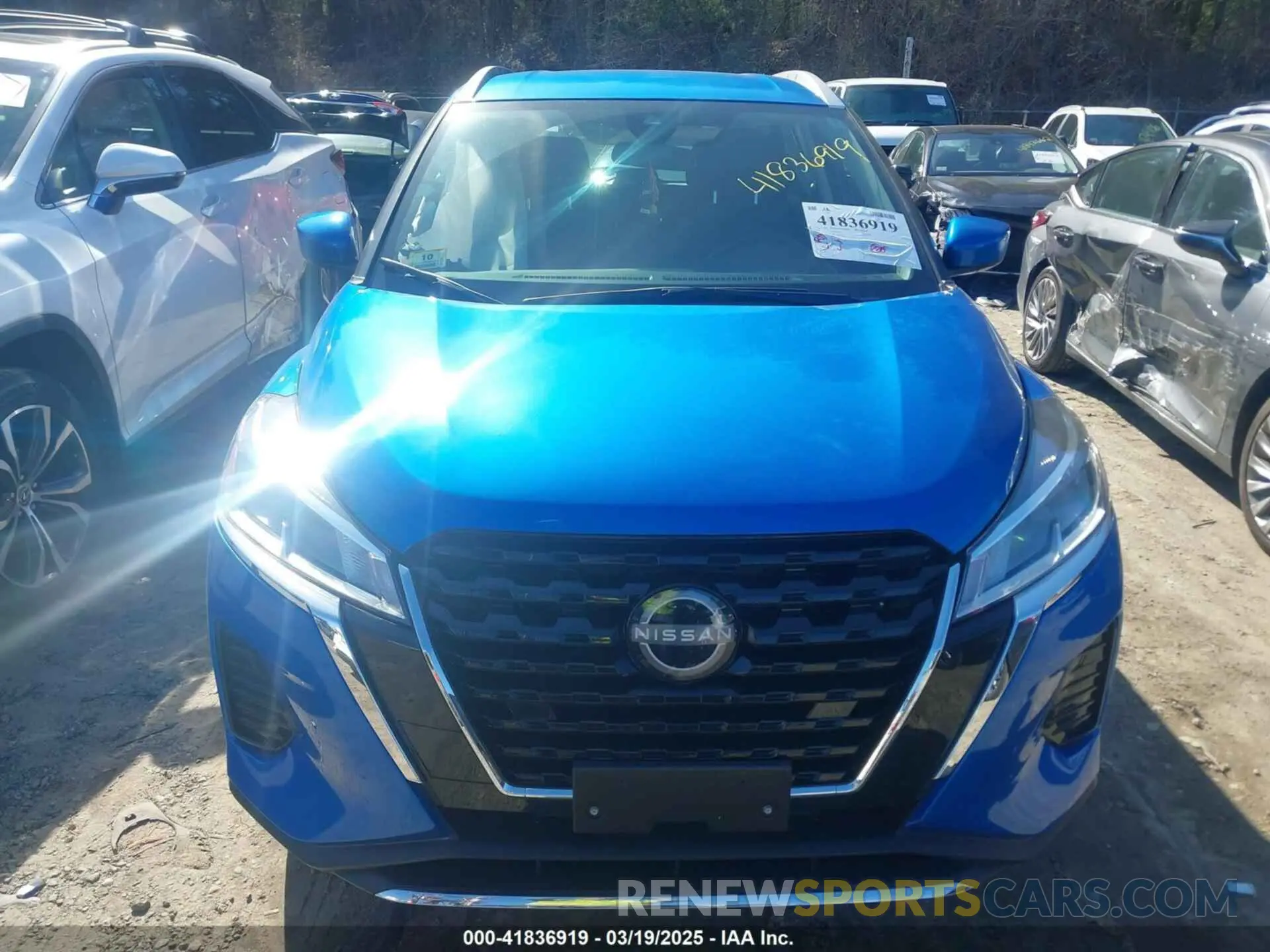 12 fotografías del automóvil dañado 3N1CP5CV8PL540015 NISSAN KICKS 2023