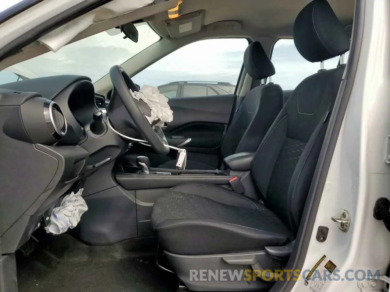 7 fotografías del automóvil dañado 3N1CP5CV9PL467026 NISSAN KICKS 2023