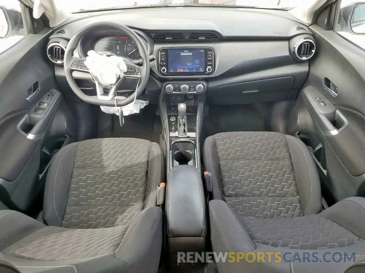 8 fotografías del automóvil dañado 3N1CP5CV9PL467026 NISSAN KICKS 2023