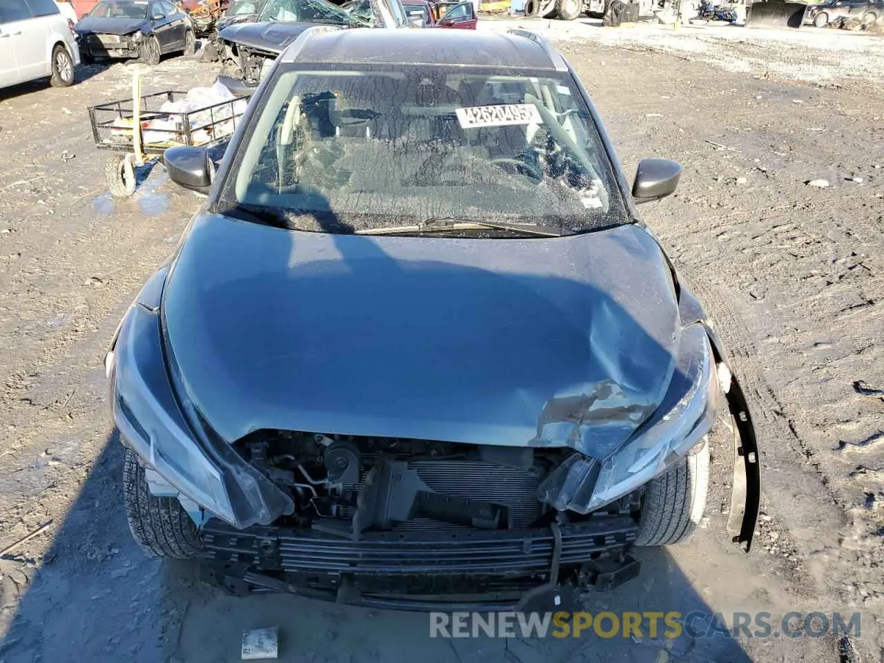 5 fotografías del automóvil dañado 3N1CP5CV9PL467561 NISSAN KICKS 2023