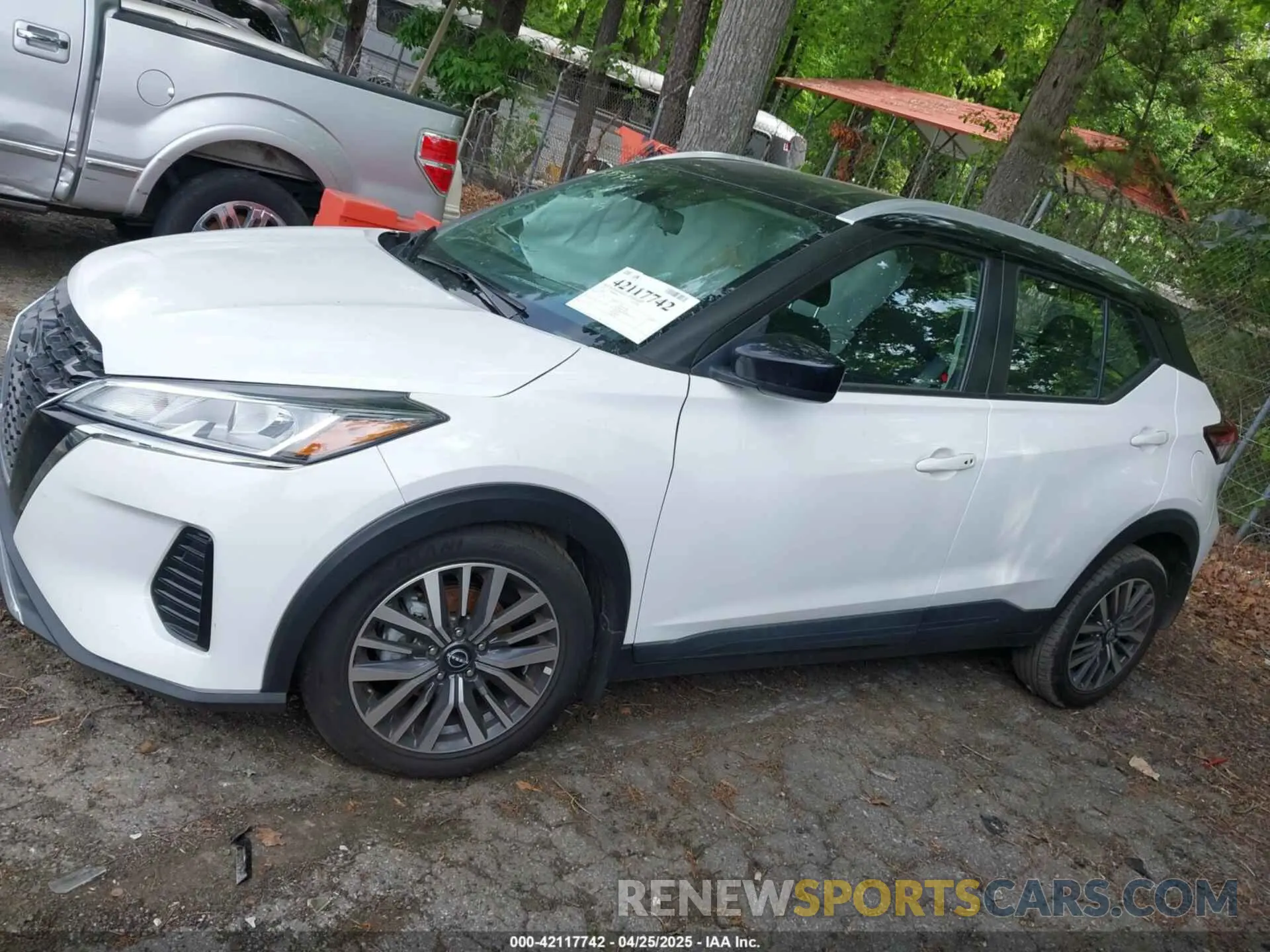 13 fotografías del automóvil dañado 3N1CP5CVXPL503287 NISSAN KICKS 2023
