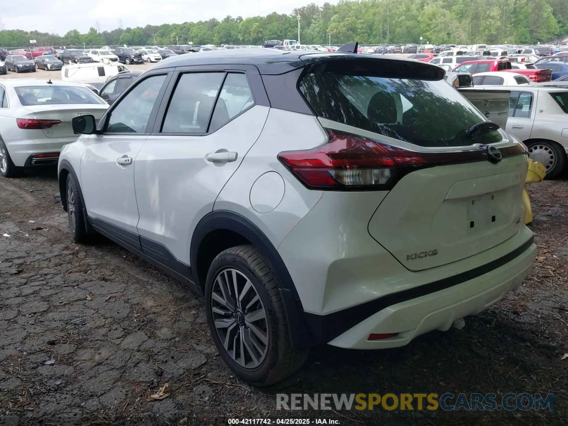 3 fotografías del automóvil dañado 3N1CP5CVXPL503287 NISSAN KICKS 2023