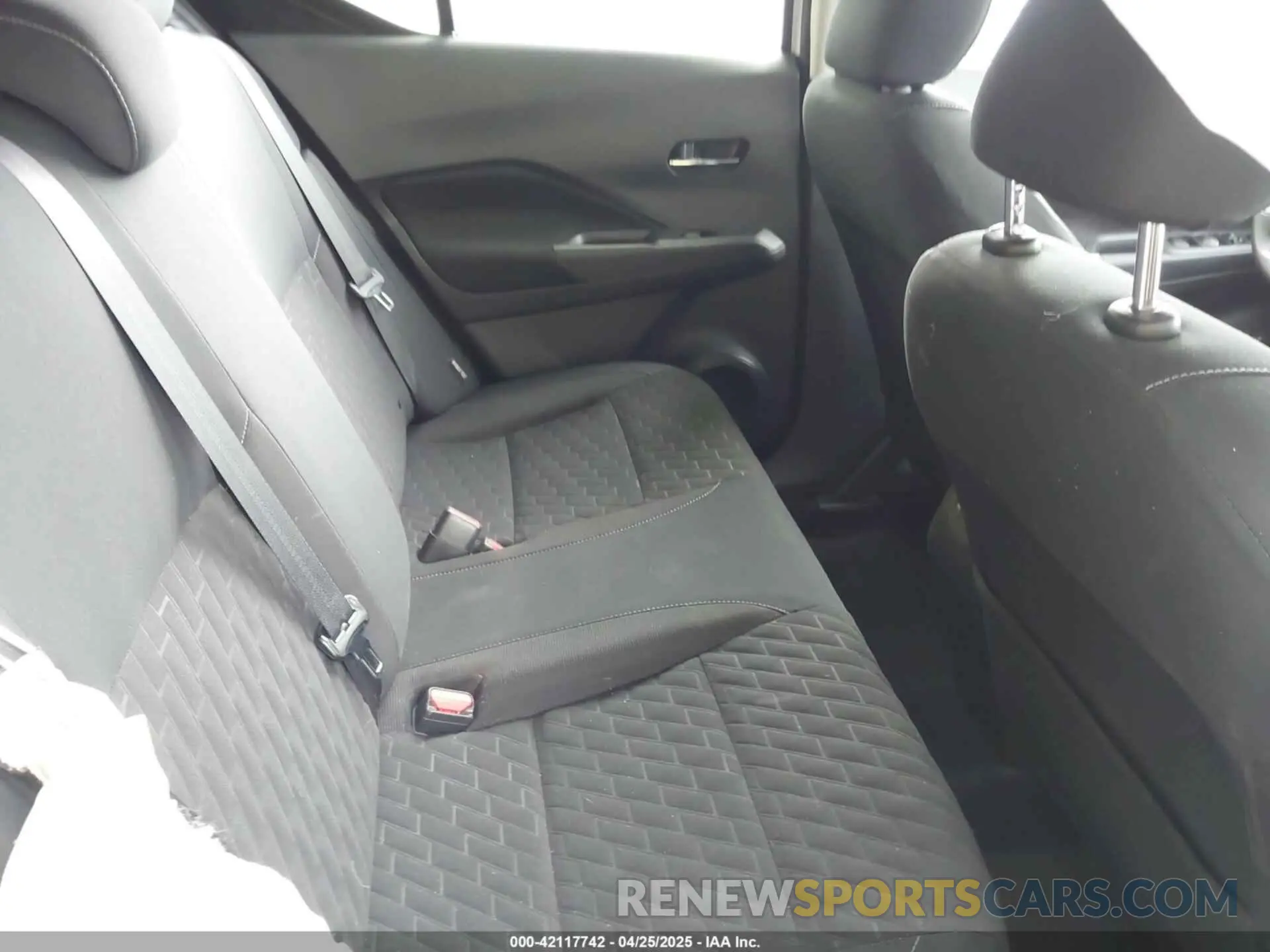 8 fotografías del automóvil dañado 3N1CP5CVXPL503287 NISSAN KICKS 2023
