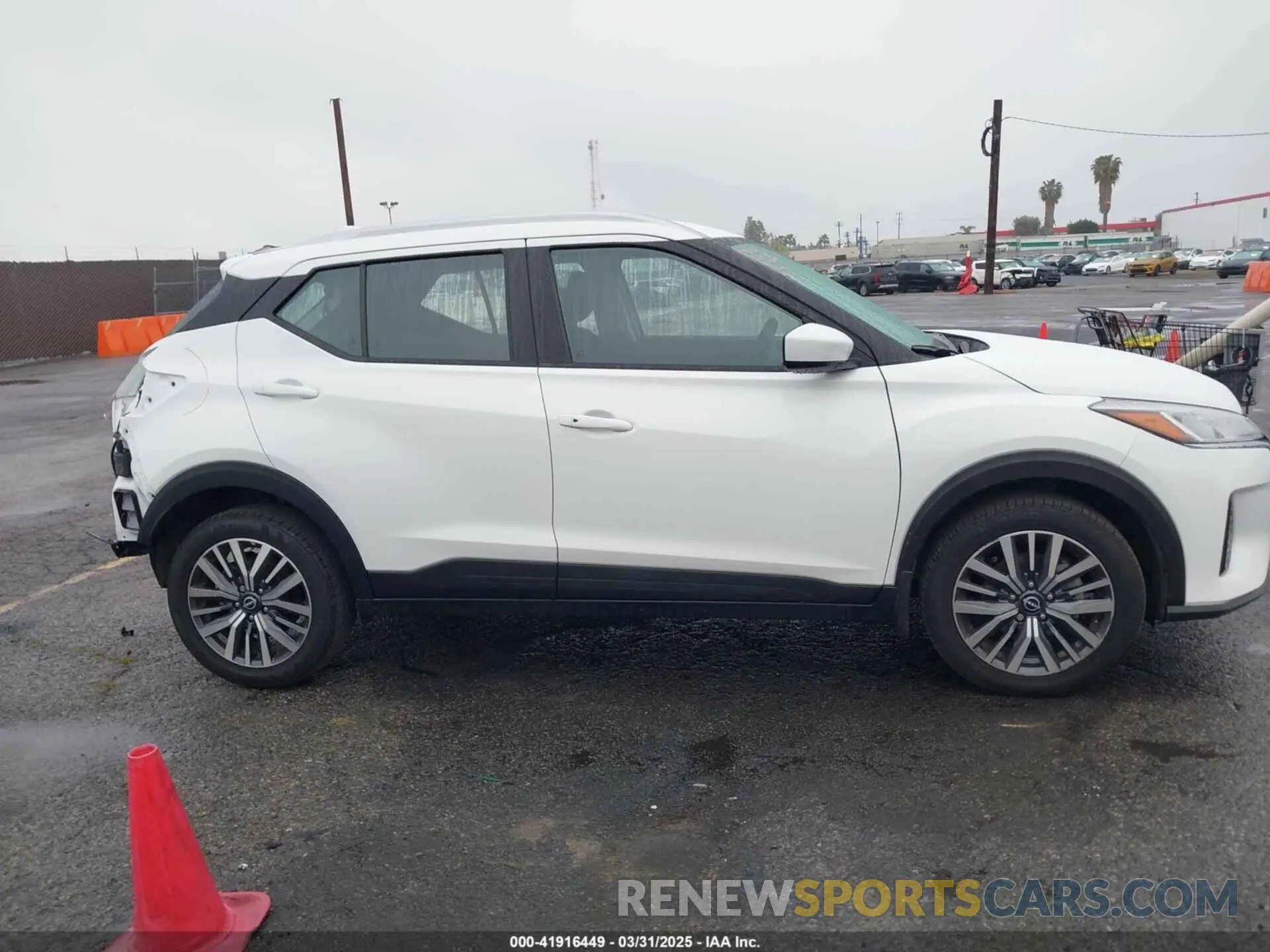 14 fotografías del automóvil dañado 3N1CP5CVXPL523961 NISSAN KICKS 2023