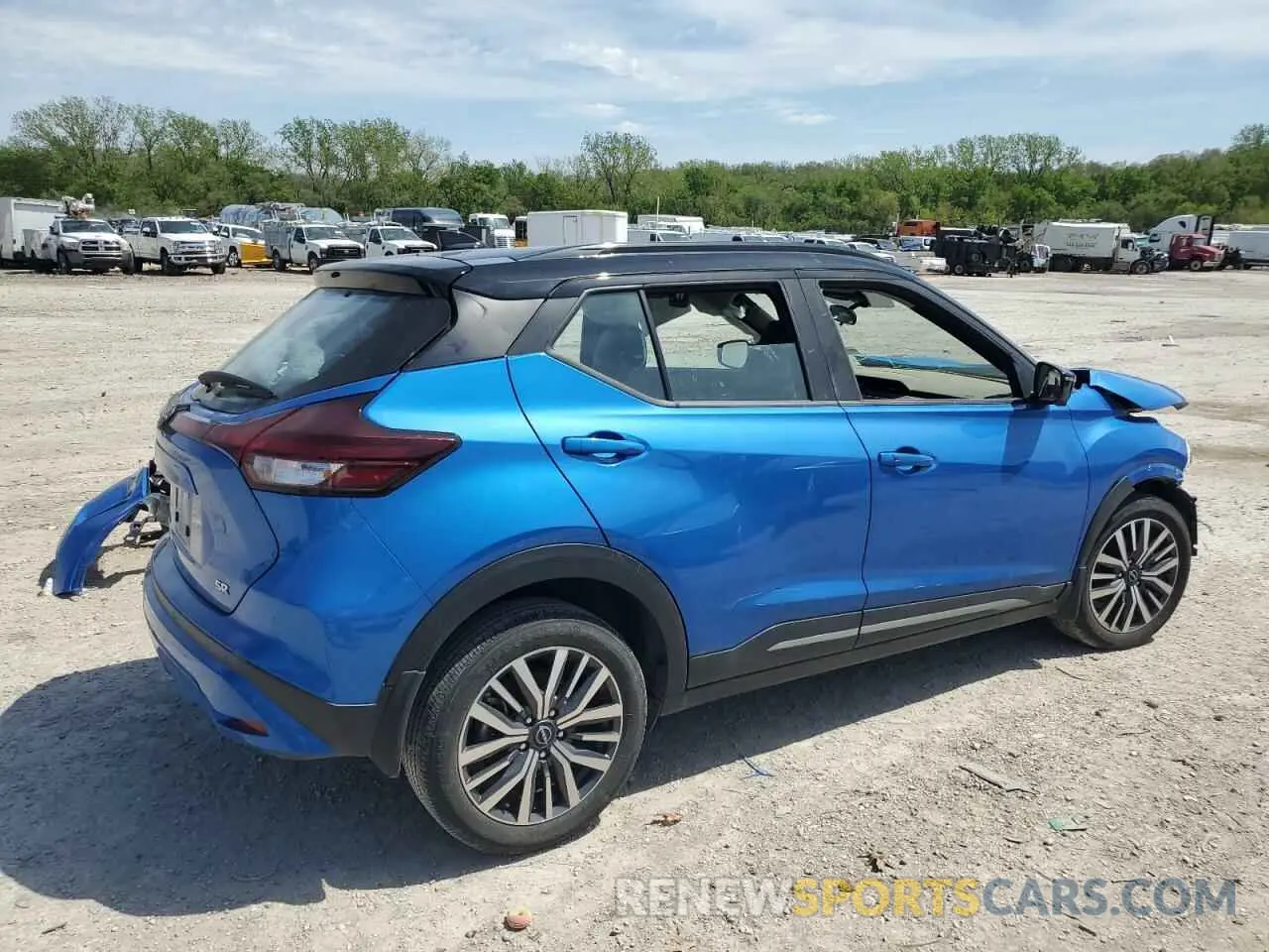 3 fotografías del automóvil dañado 3N1CP5DV0PL525085 NISSAN KICKS 2023