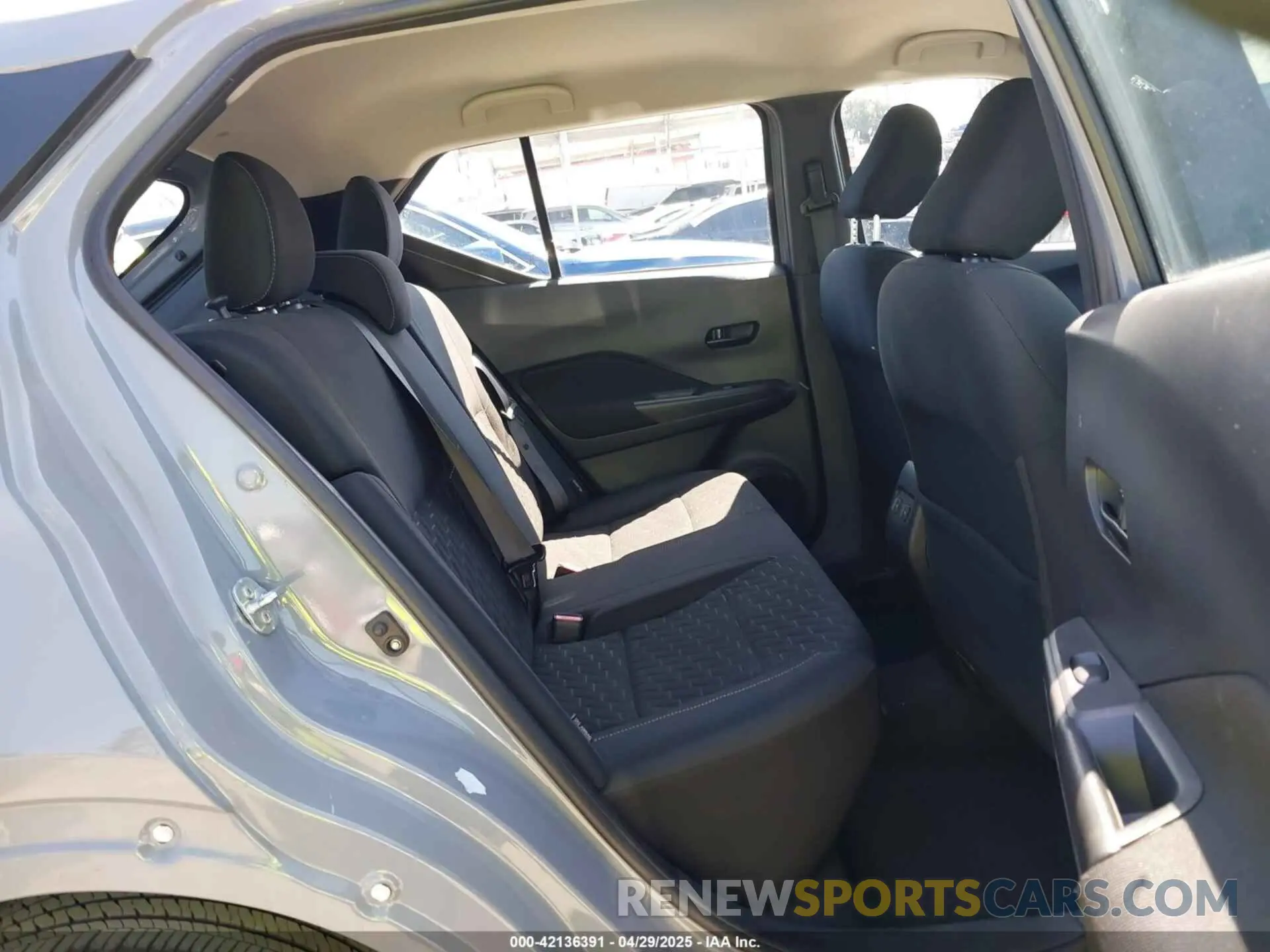 8 fotografías del automóvil dañado 3N1CP5DV0PL553257 NISSAN KICKS 2023