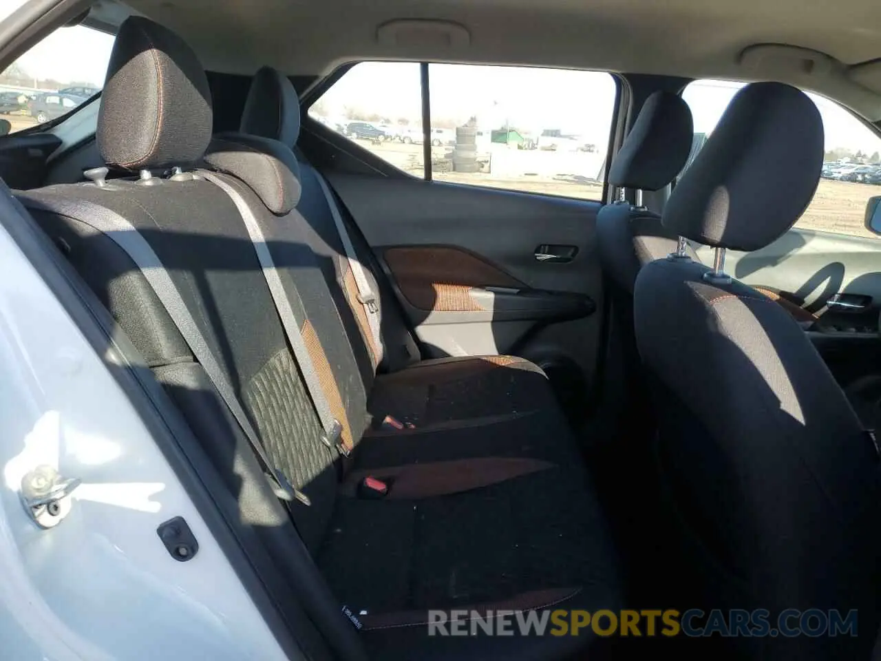 10 fotografías del automóvil dañado 3N1CP5DV1PL517786 NISSAN KICKS 2023