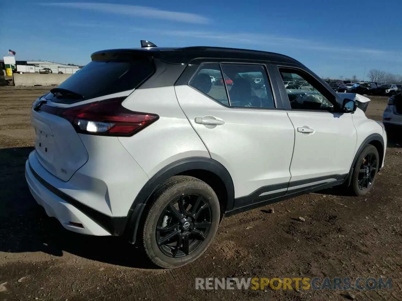 3 fotografías del automóvil dañado 3N1CP5DV1PL517786 NISSAN KICKS 2023